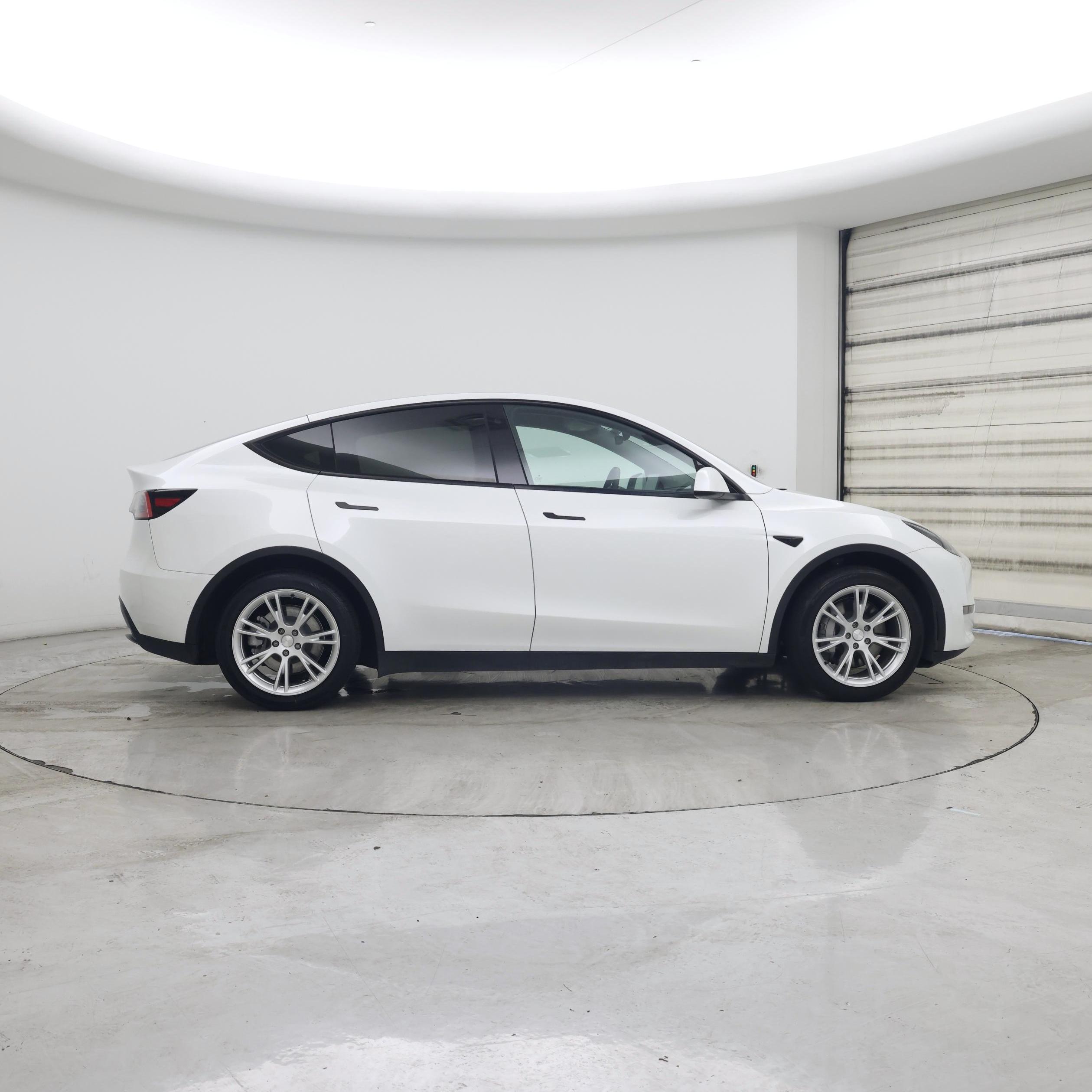 Thumbnail: 2021 Tesla Model Y - 7