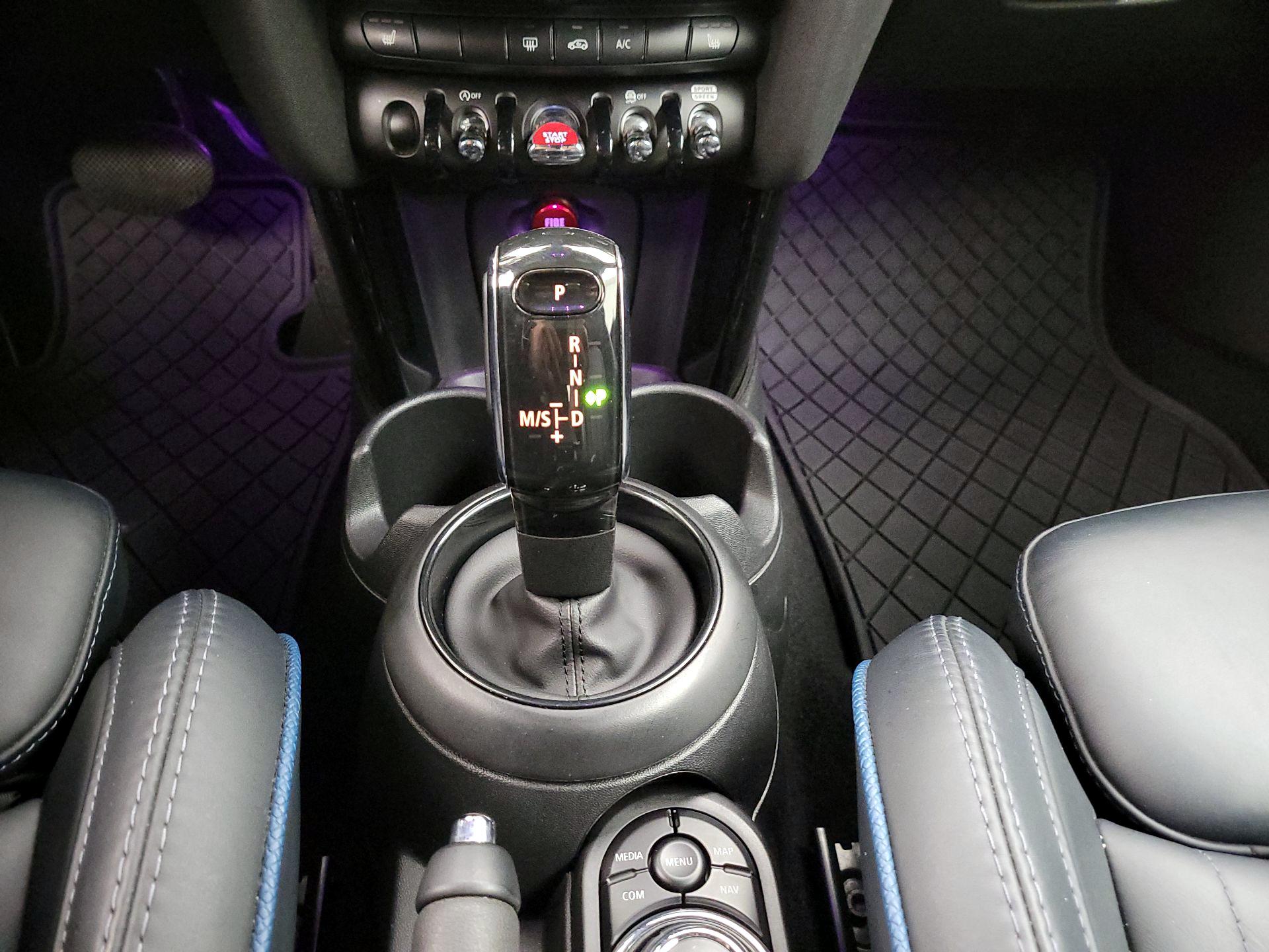 Thumbnail: 2022 MINI Cooper - 17