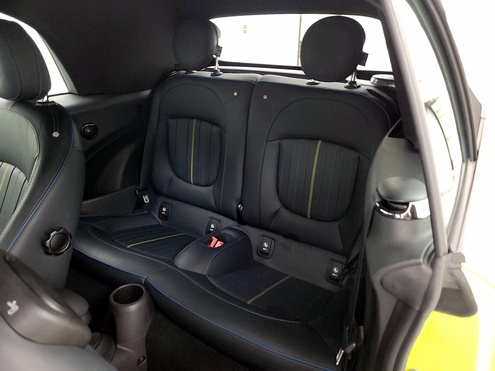 Thumbnail: 2022 MINI Cooper - 19