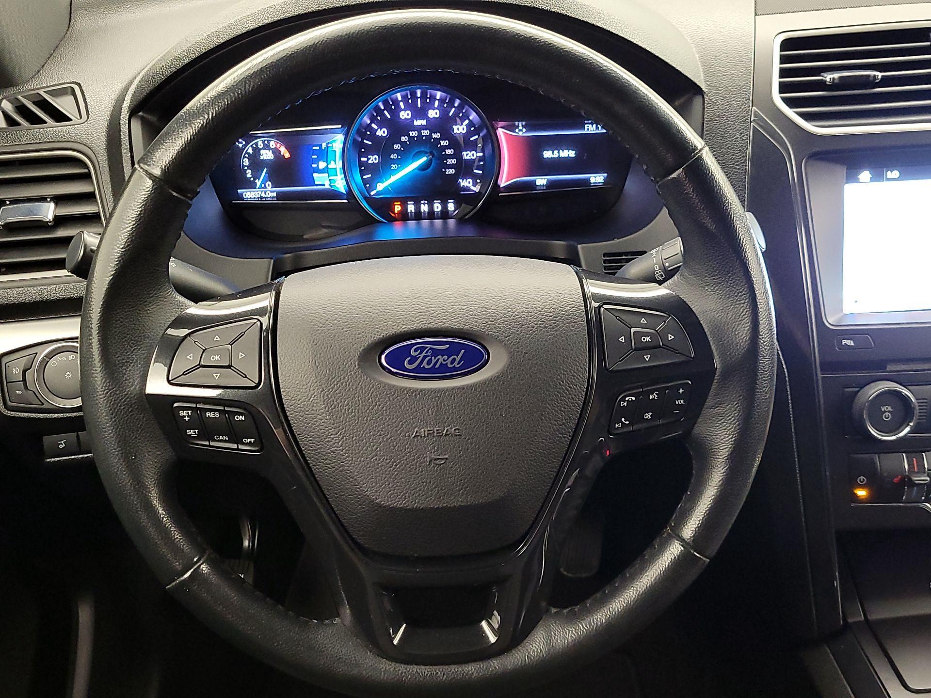 Thumbnail: 2018 Ford Explorer - 10