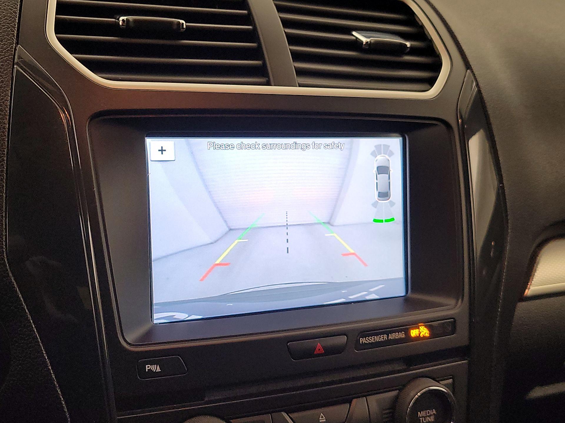 Thumbnail: 2018 Ford Explorer - 15