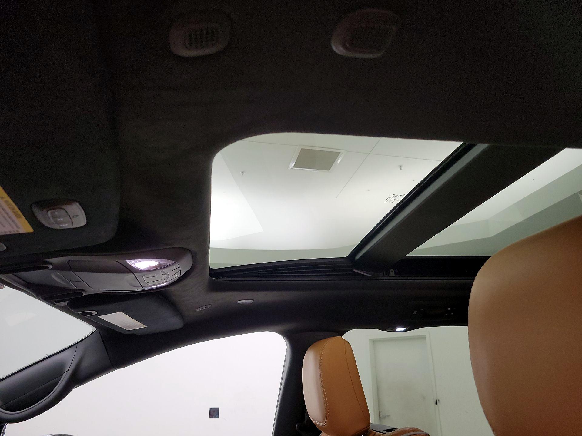 Thumbnail: 2023 Chrysler Pacifica - 20