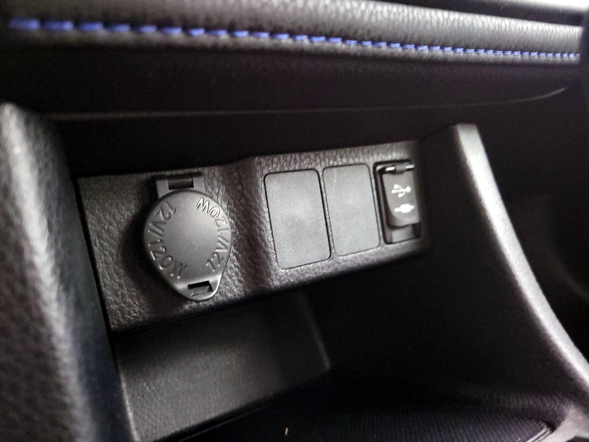 Thumbnail: 2019 Toyota Corolla - 18