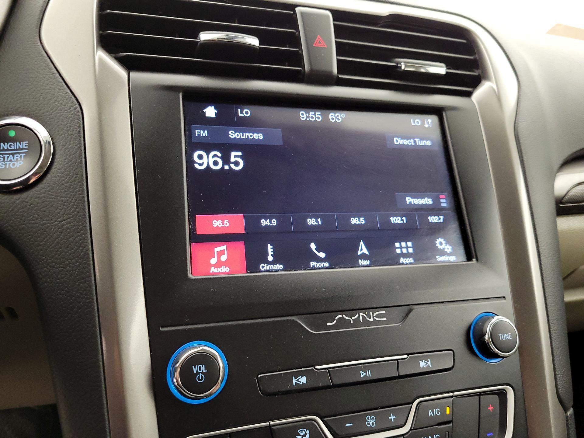 Thumbnail: 2019 Ford Fusion - 16