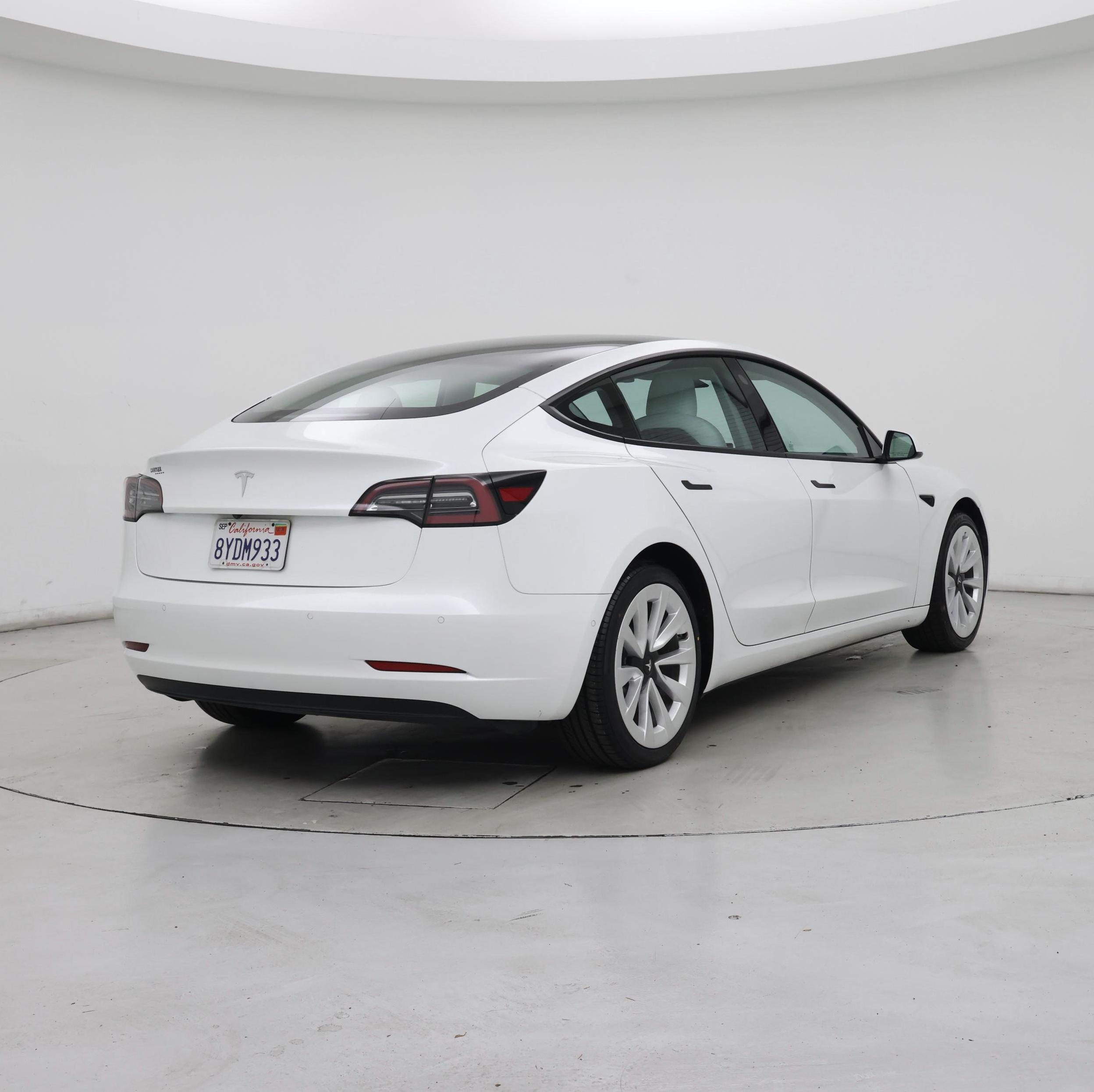 Thumbnail: 2021 Tesla Model 3 - 8