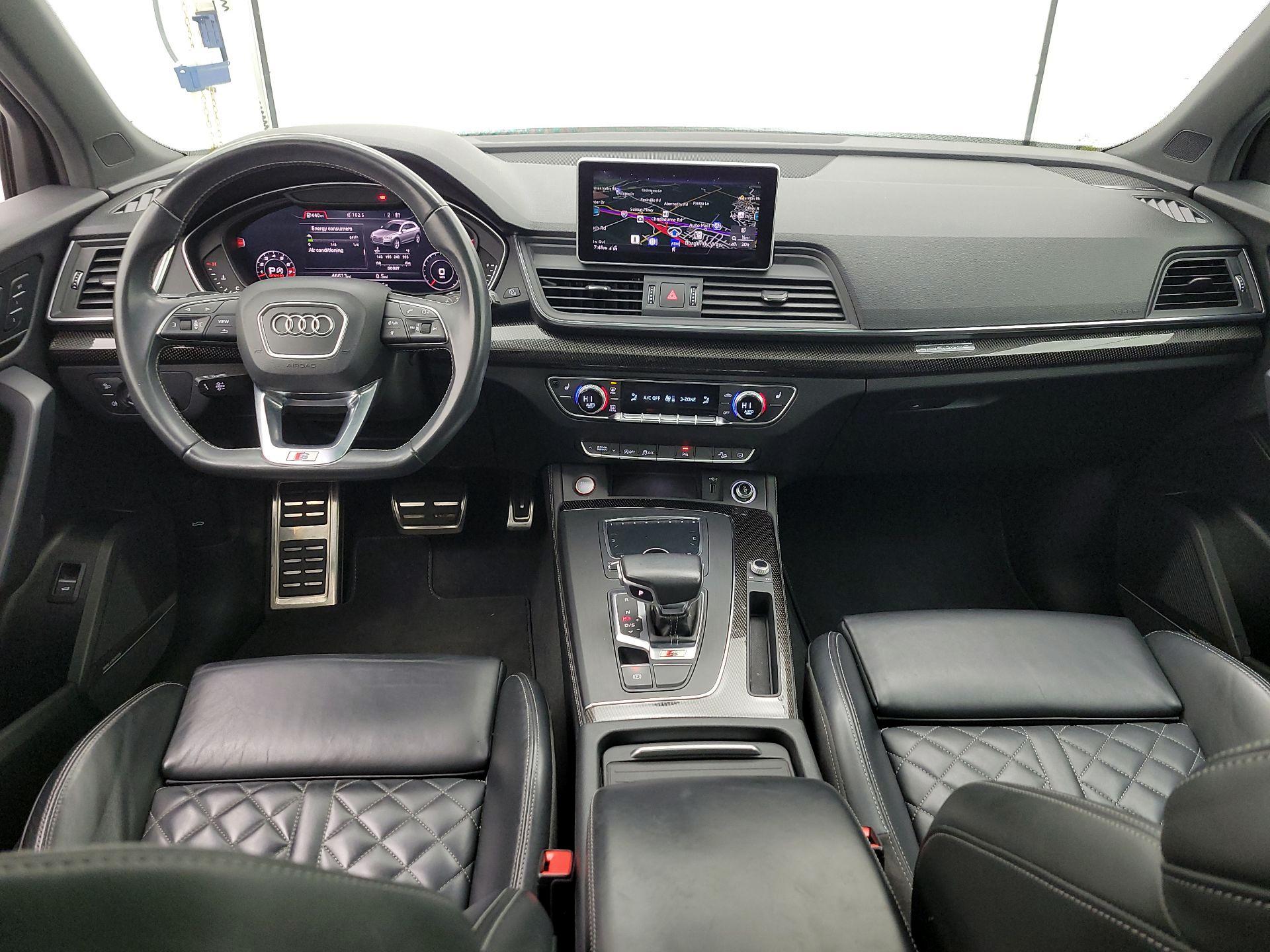 Thumbnail: 2020 Audi SQ5 - 9