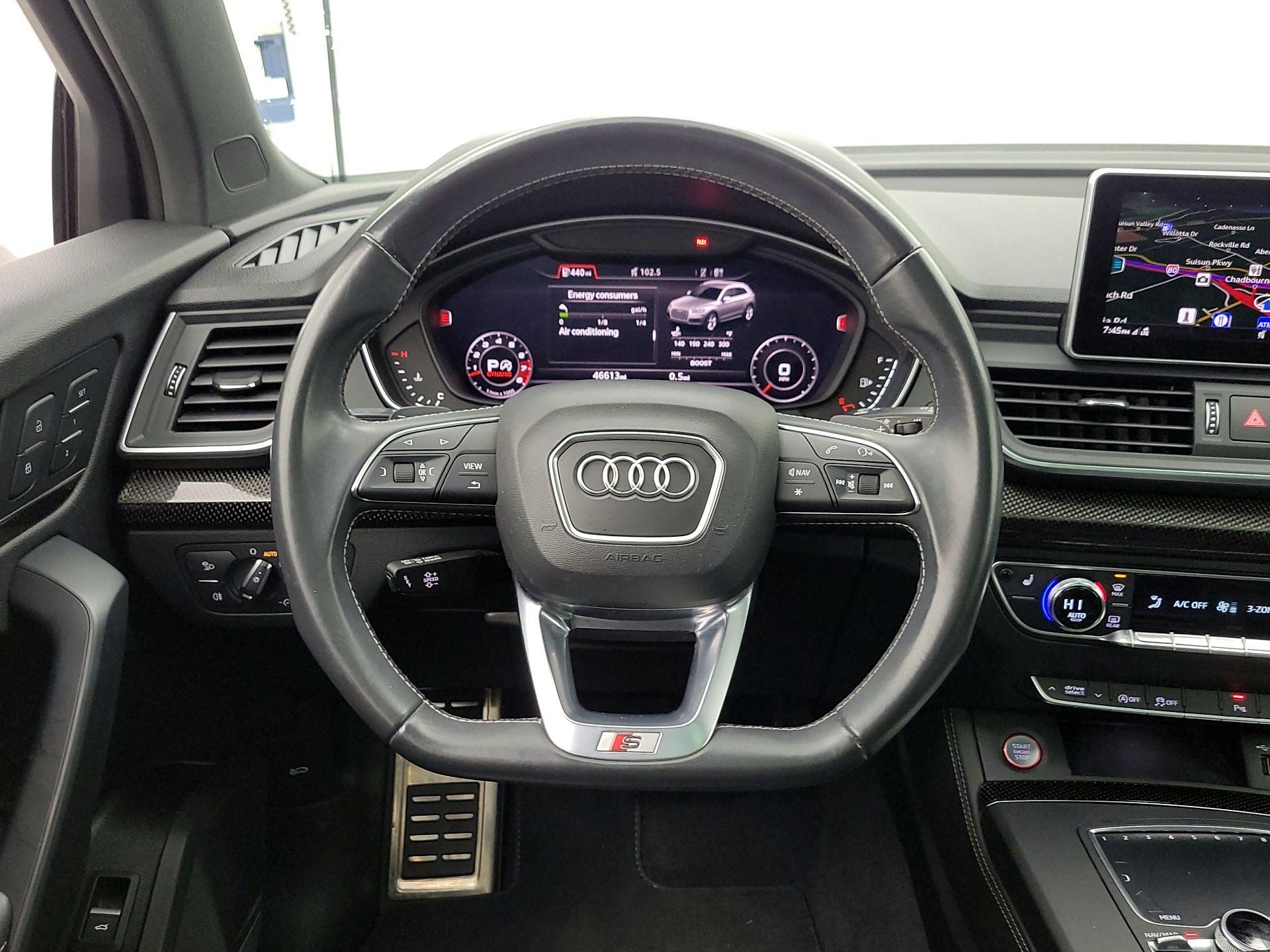 Thumbnail: 2020 Audi SQ5 - 10