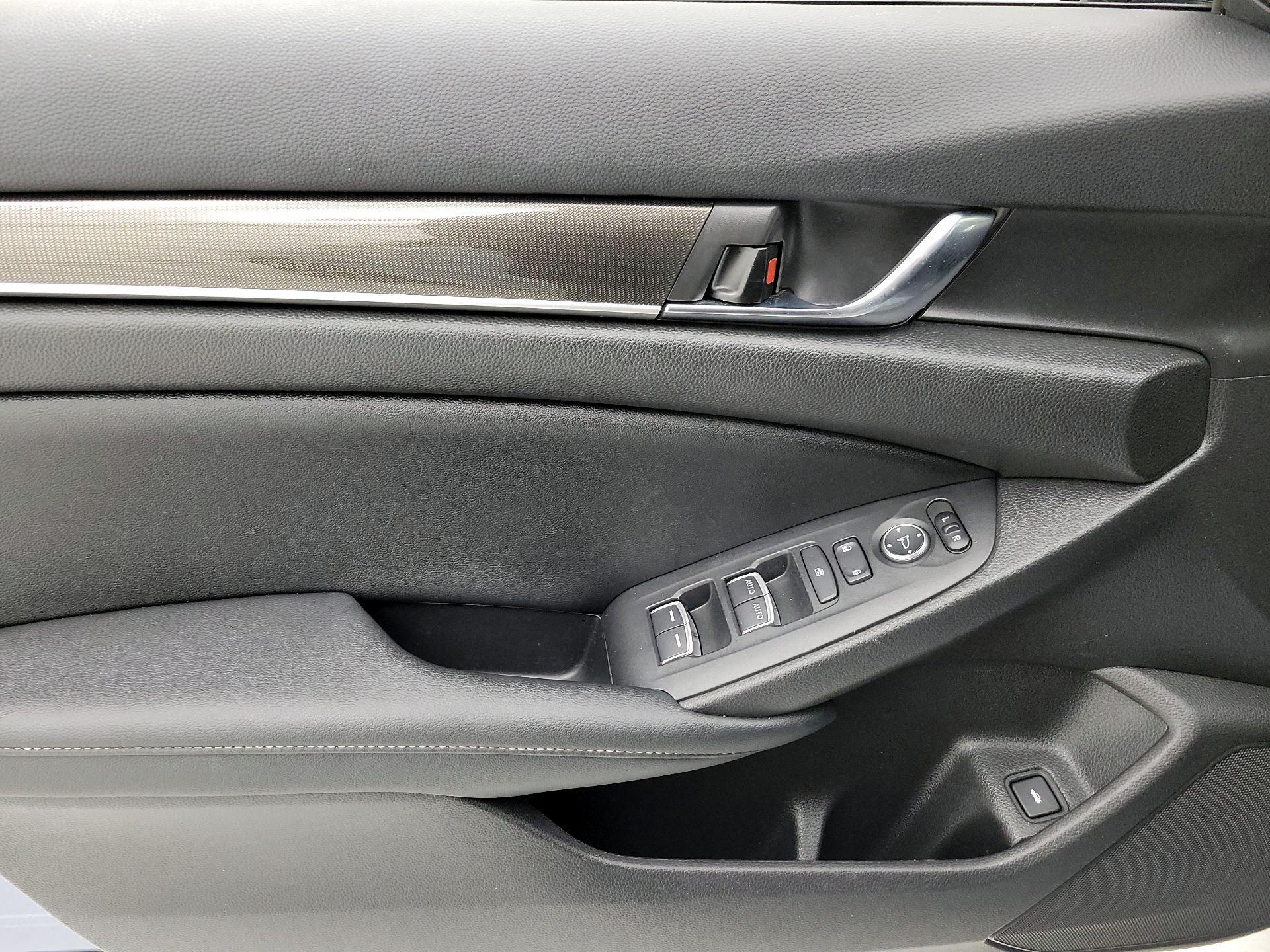 Thumbnail: 2022 Honda Accord - 12