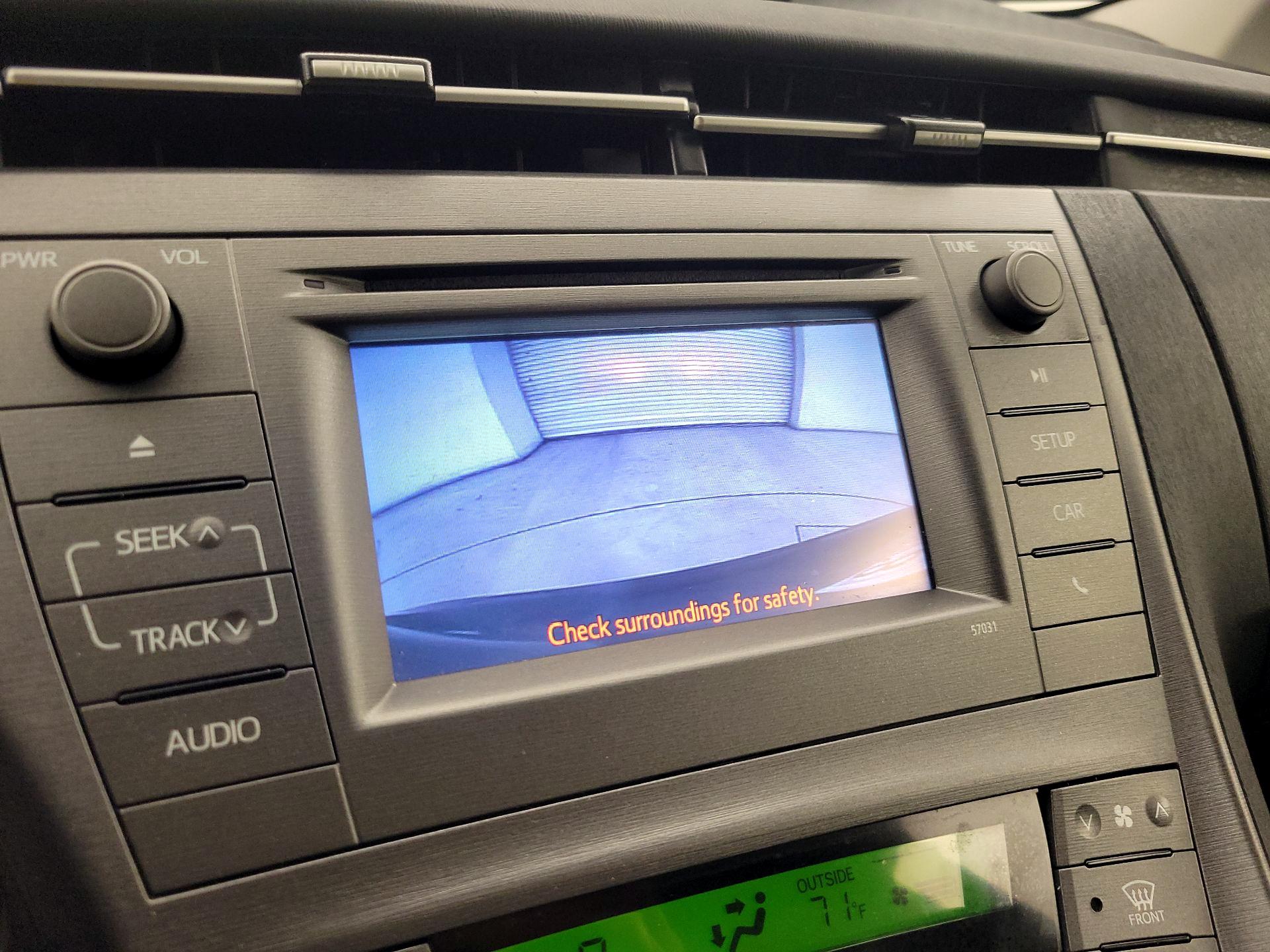 Thumbnail: 2015 Toyota Prius - 14