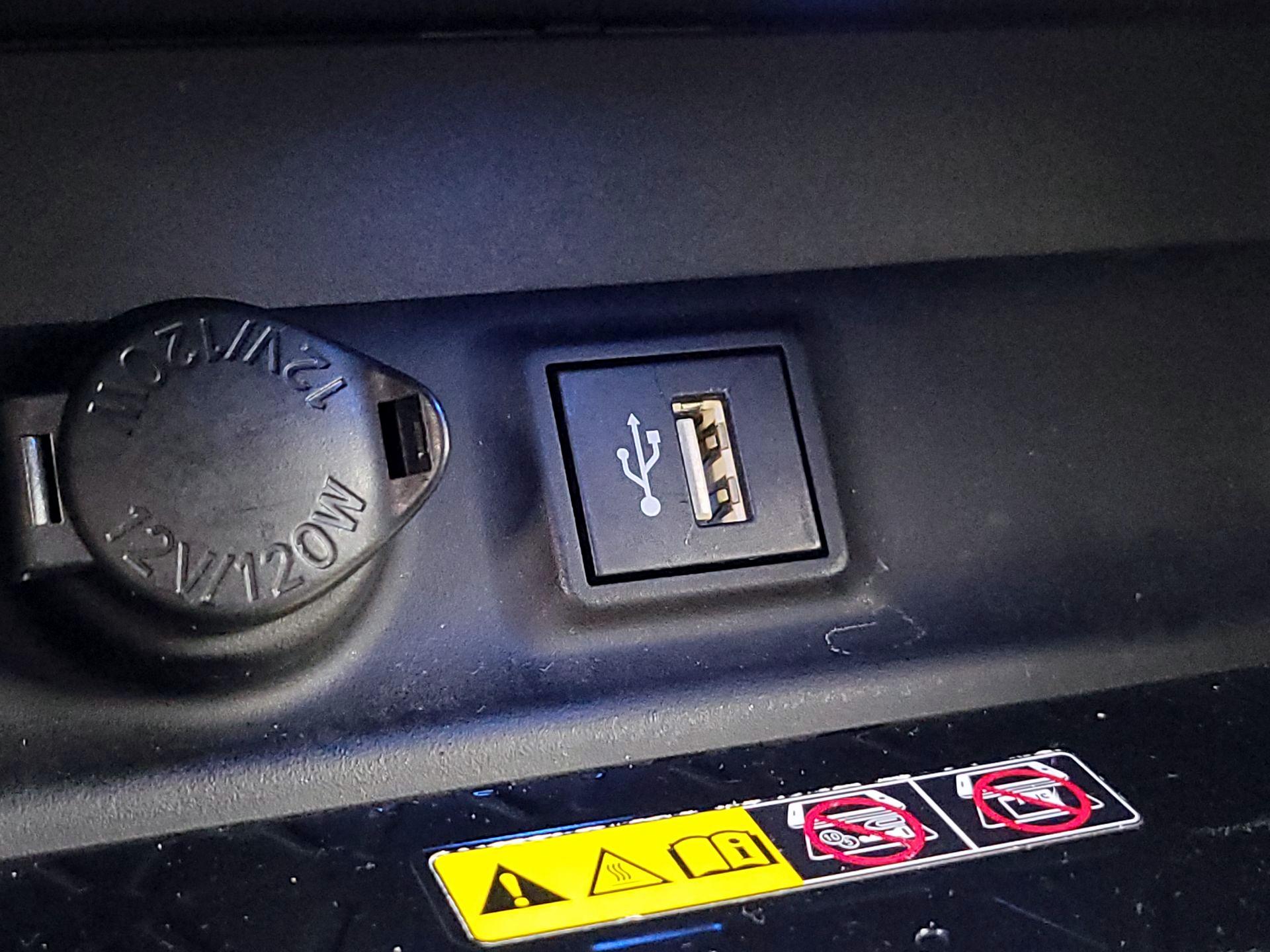 Thumbnail: 2023 Toyota RAV4 - 19