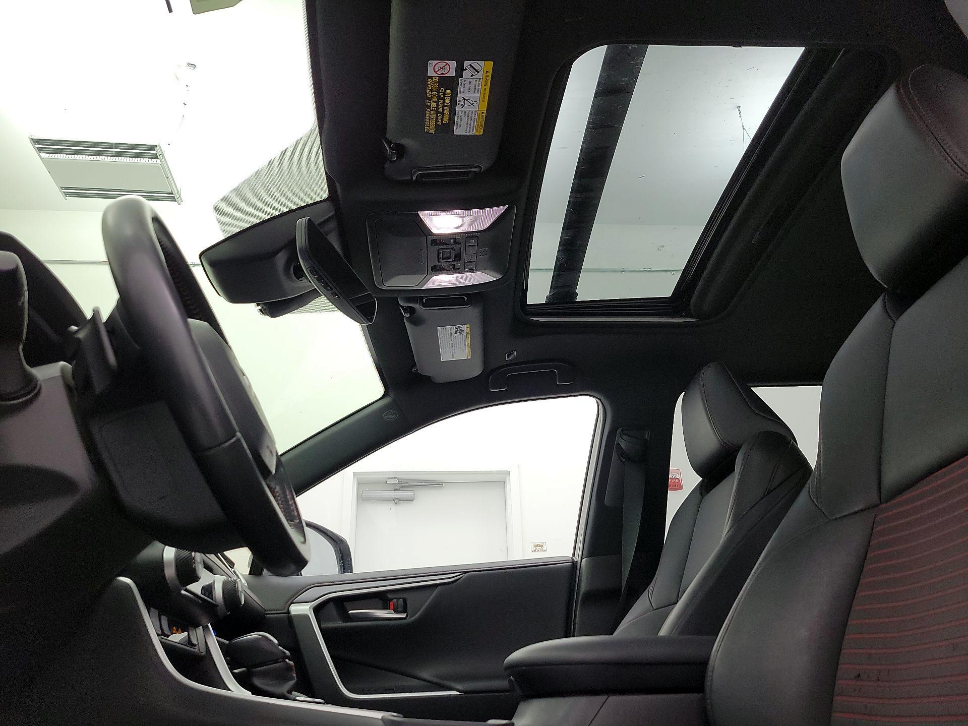 Thumbnail: 2023 Toyota RAV4 - 20