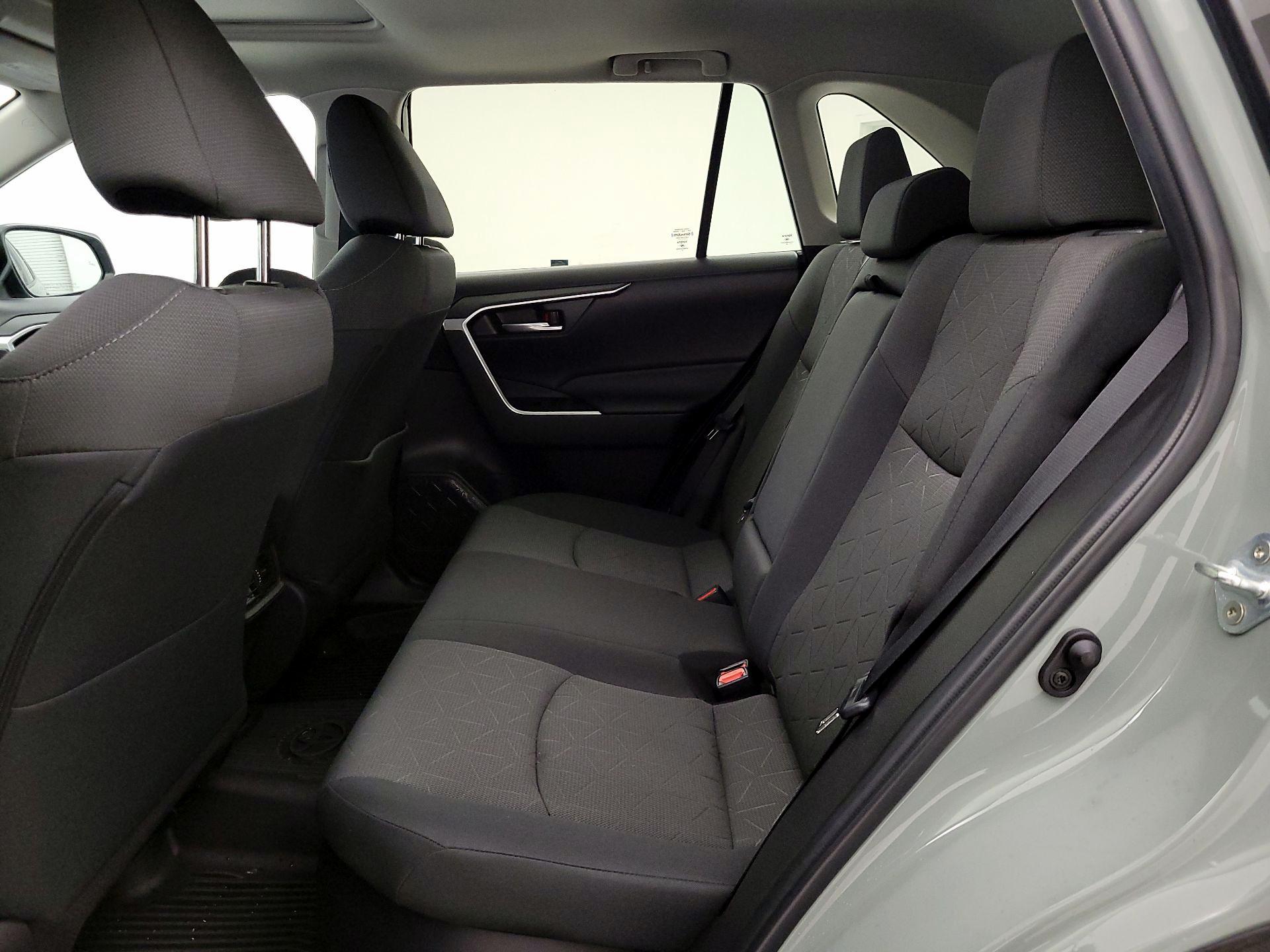 Thumbnail: 2023 Toyota RAV4 - 20