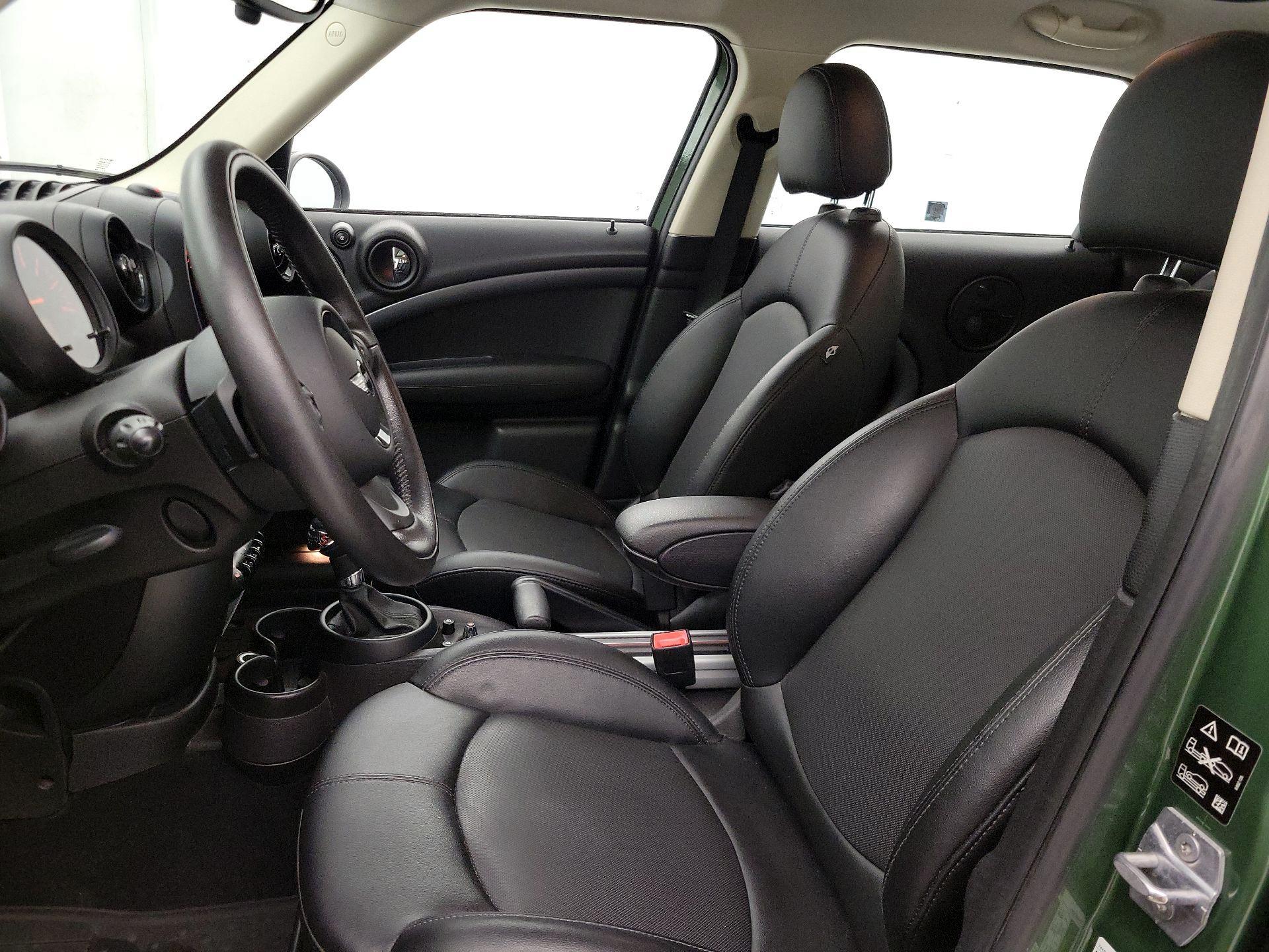 Thumbnail: 2016 MINI Cooper Countryman - 11