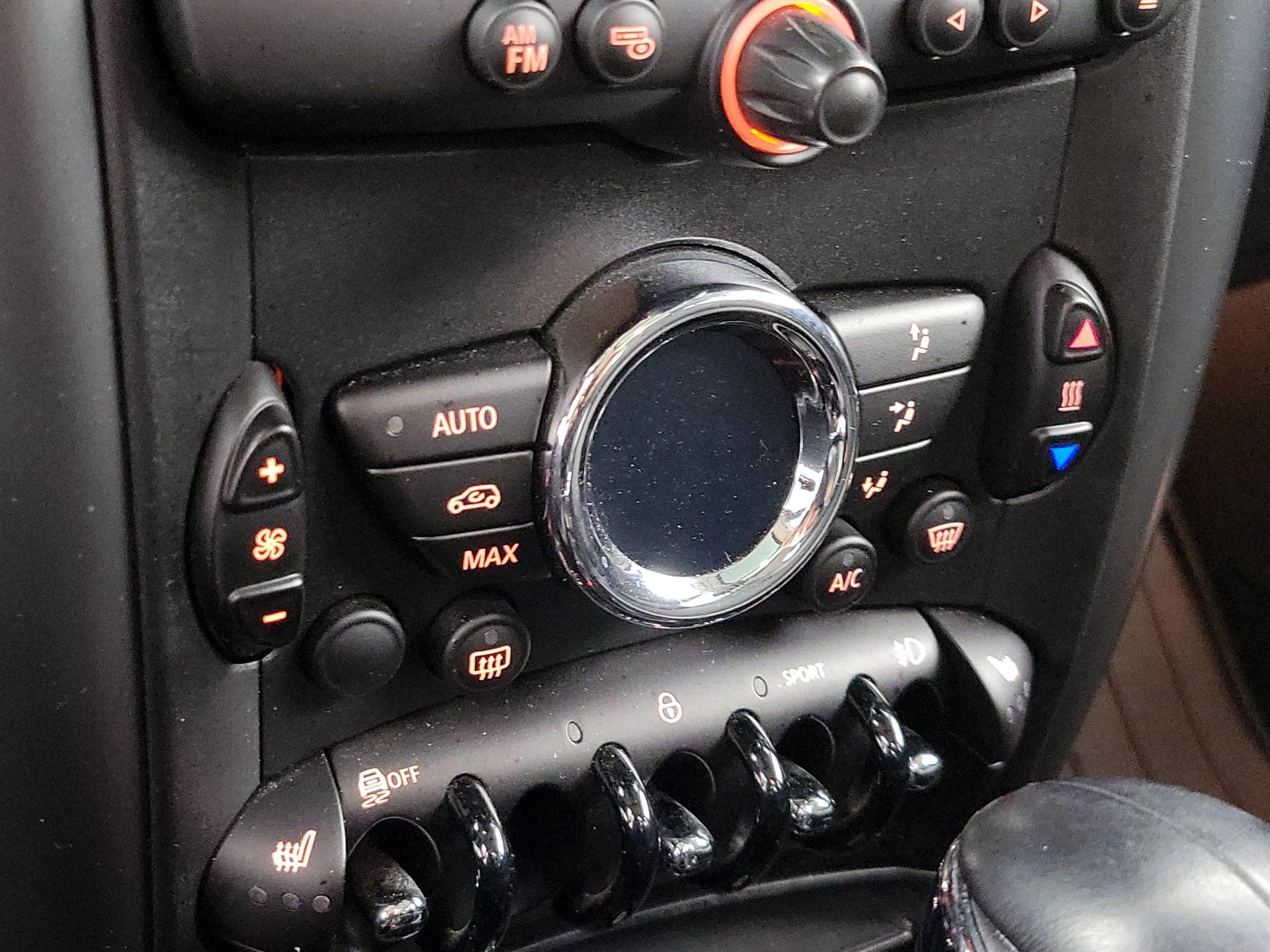 Thumbnail: 2016 MINI Cooper Countryman - 14