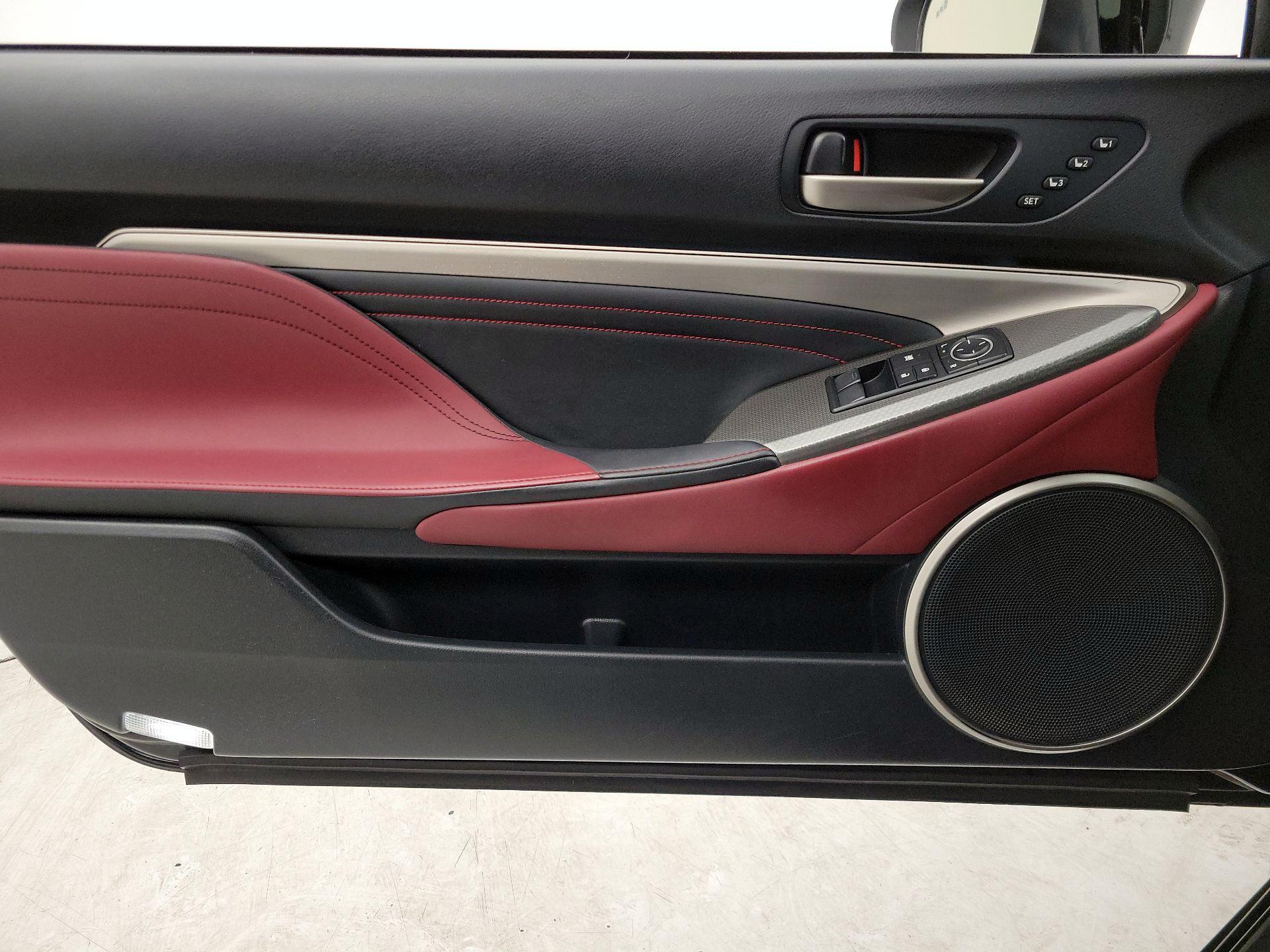 Thumbnail: 2017 Lexus RC - 12