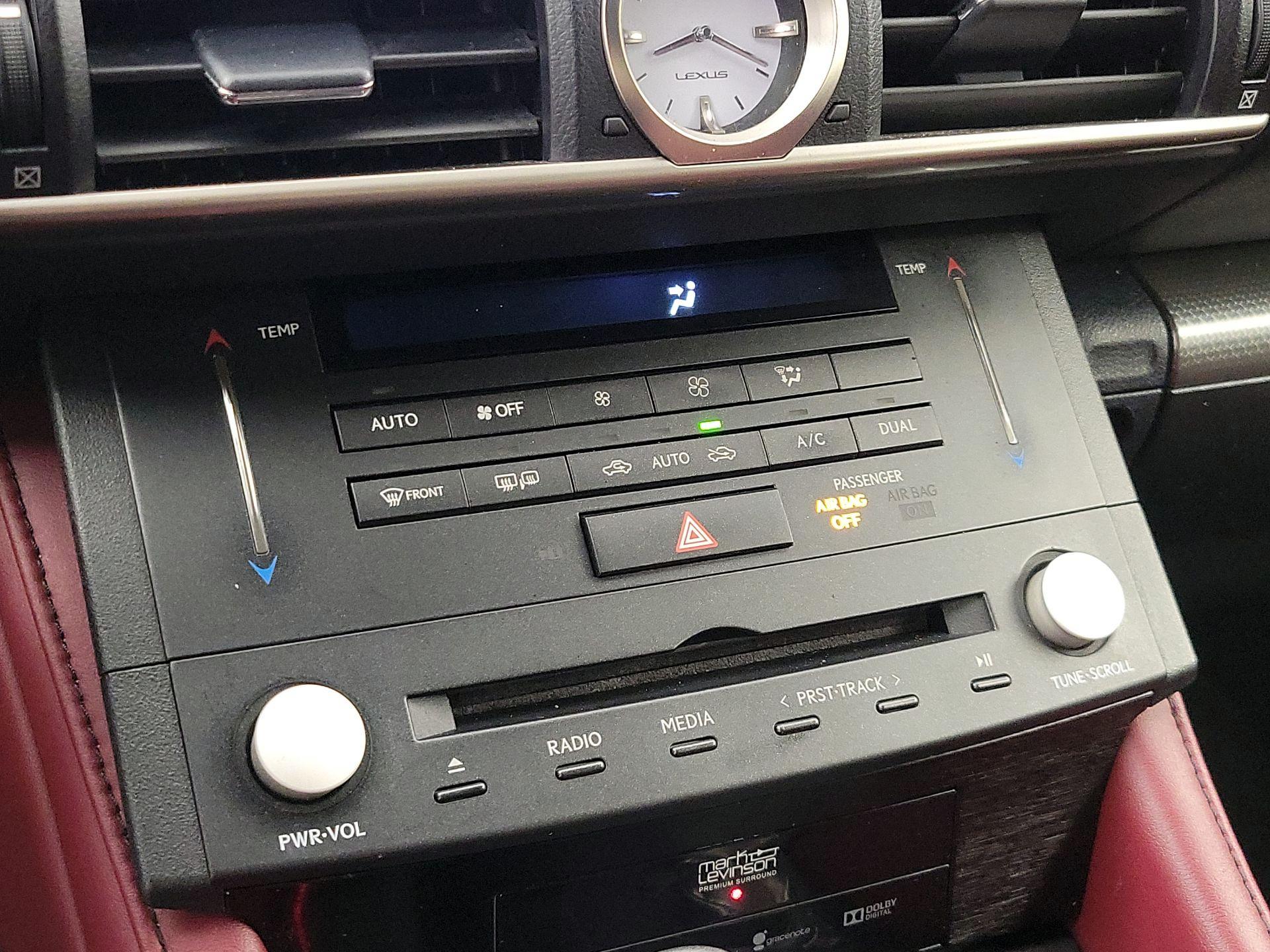 Thumbnail: 2017 Lexus RC - 17