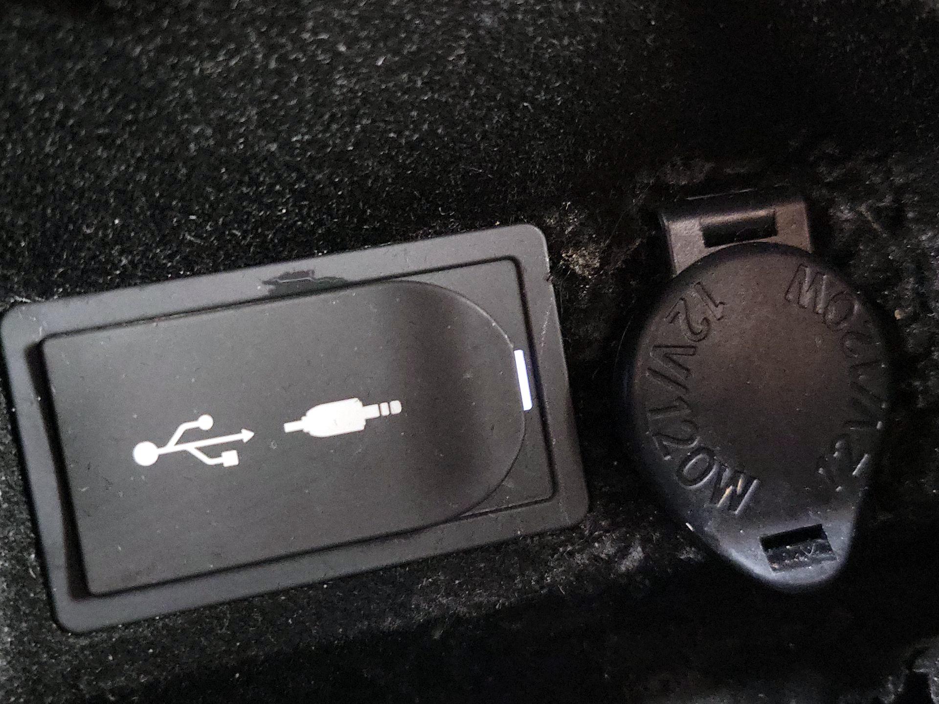 Thumbnail: 2017 Lexus RC - 19