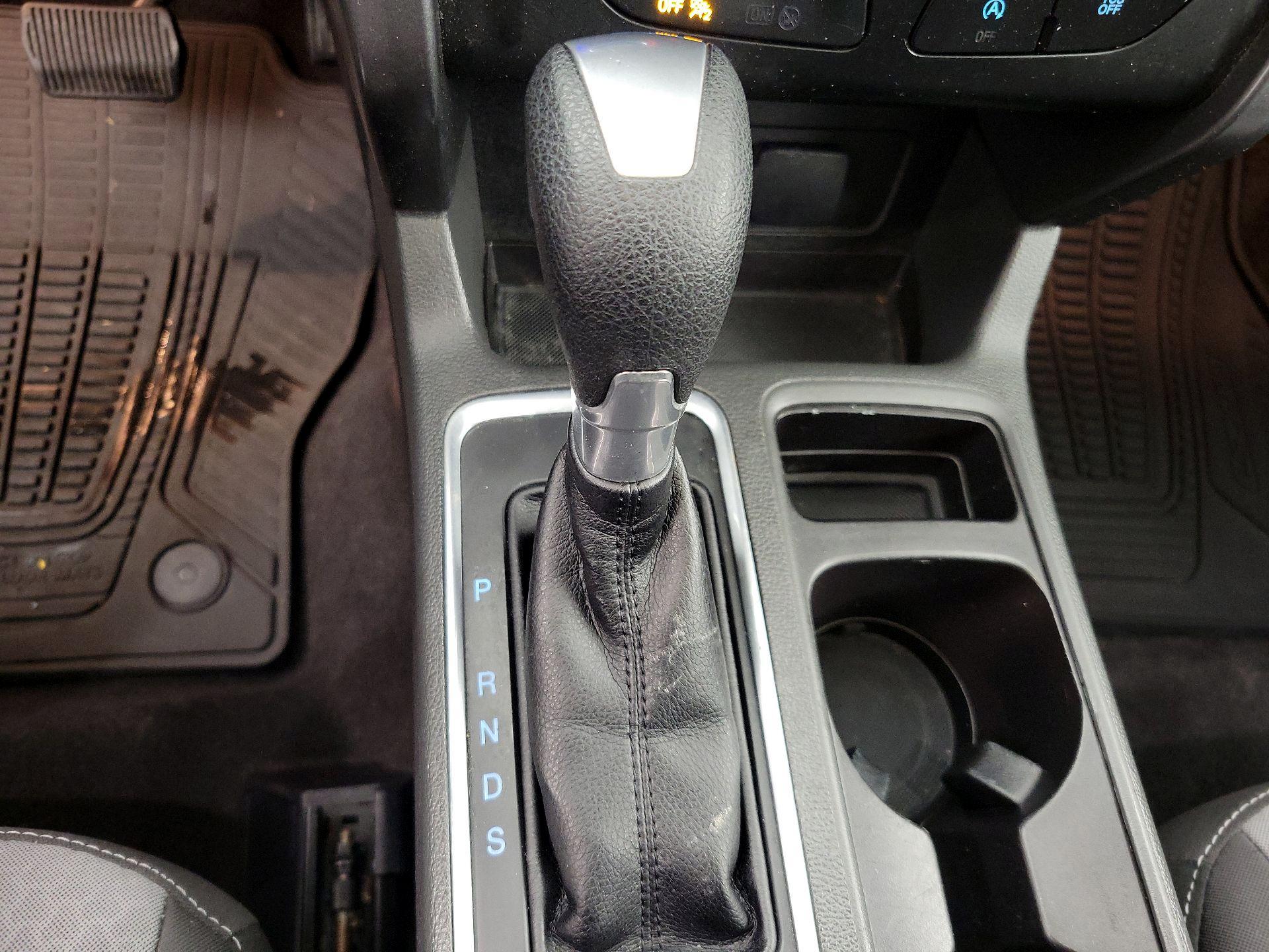 Thumbnail: 2017 Ford Escape - 17