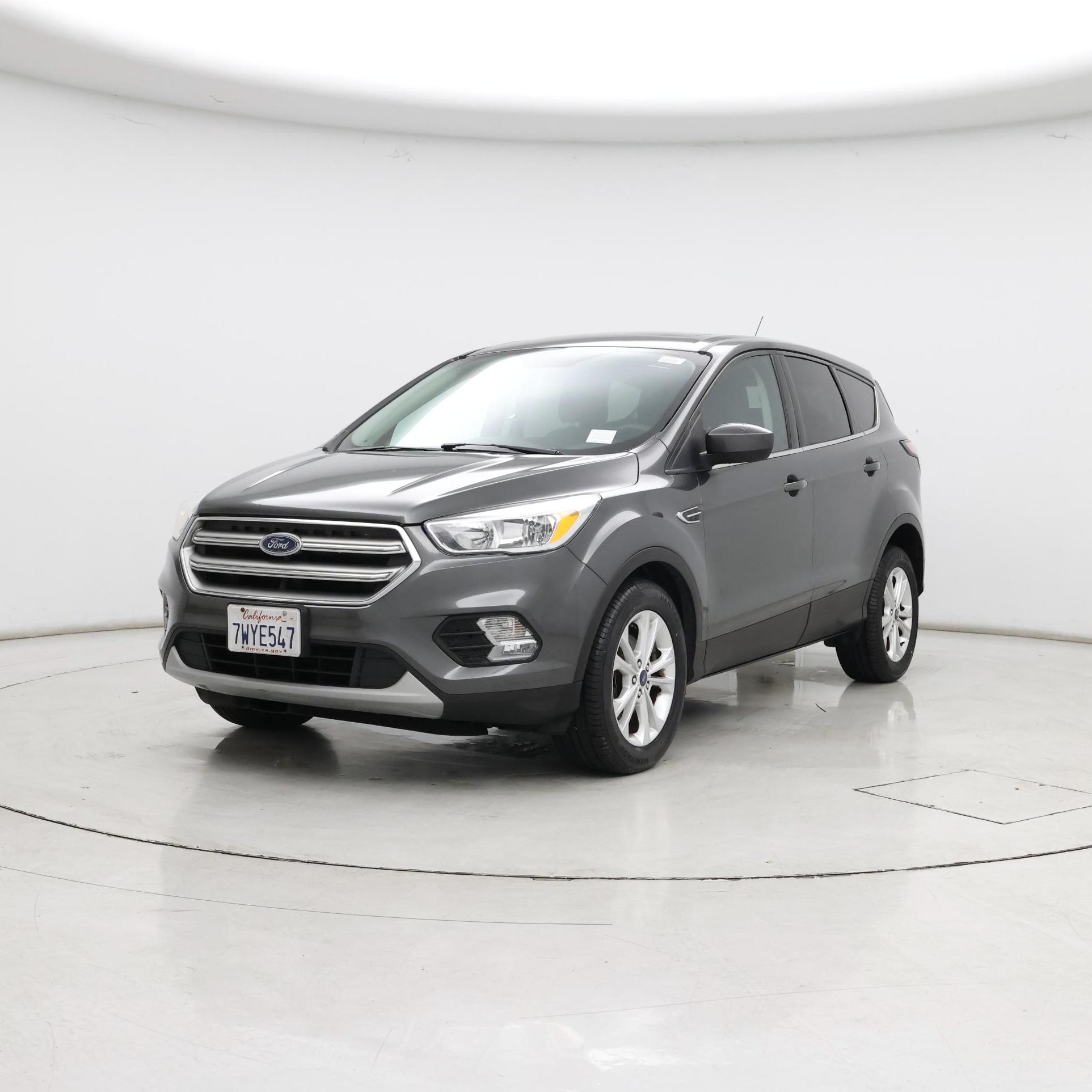 Thumbnail: 2017 Ford Escape - 4