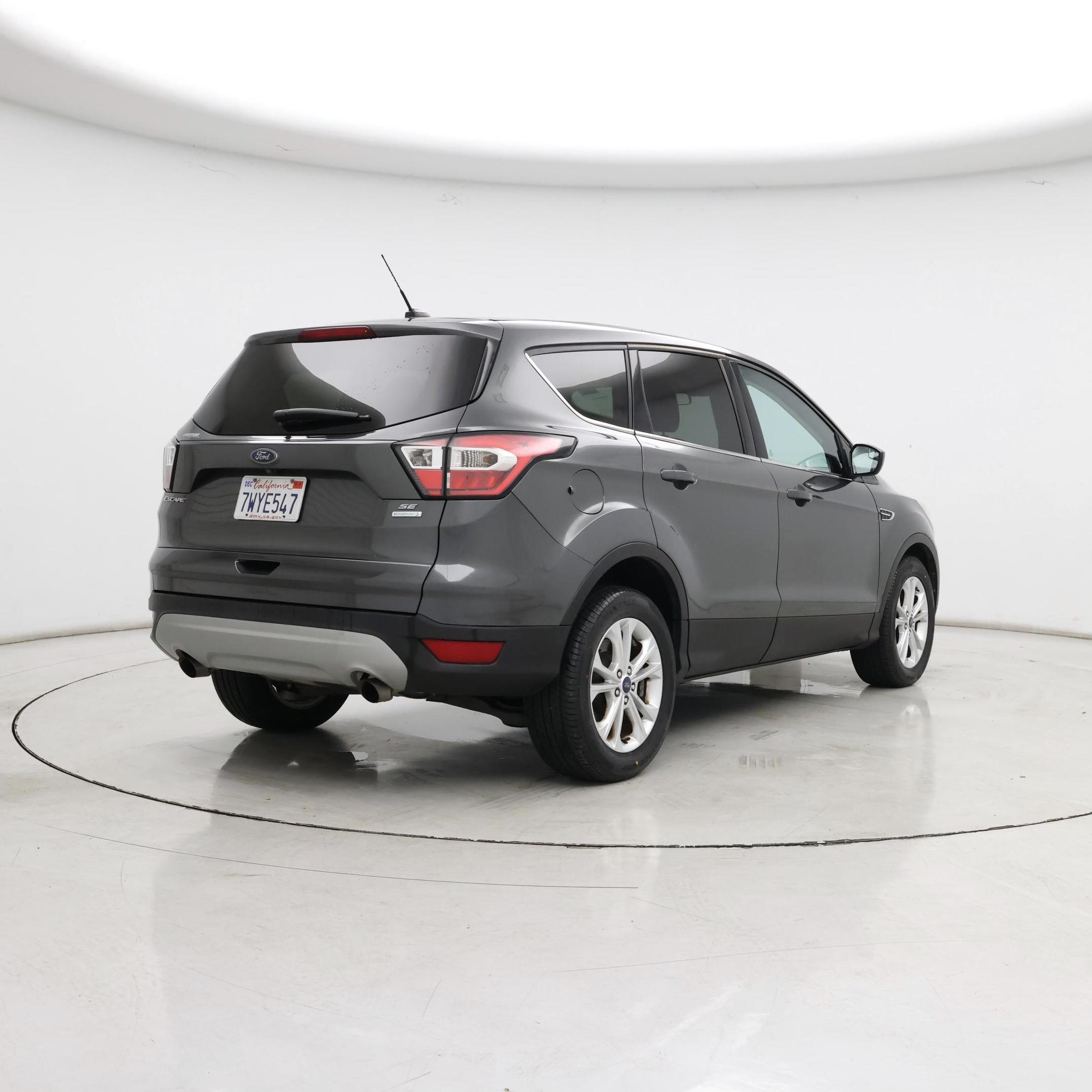 Thumbnail: 2017 Ford Escape - 8