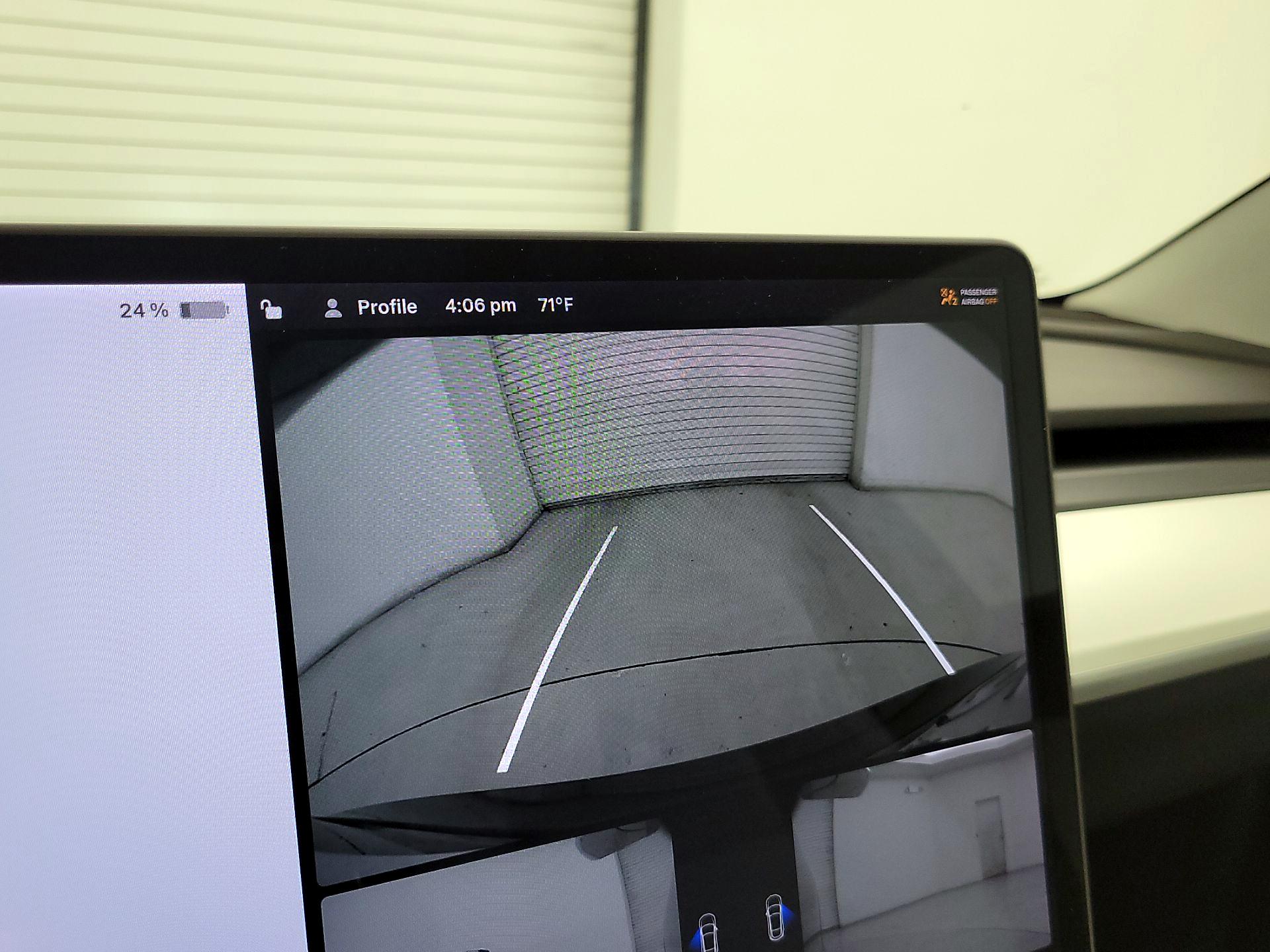 Thumbnail: 2020 Tesla Model 3 - 14