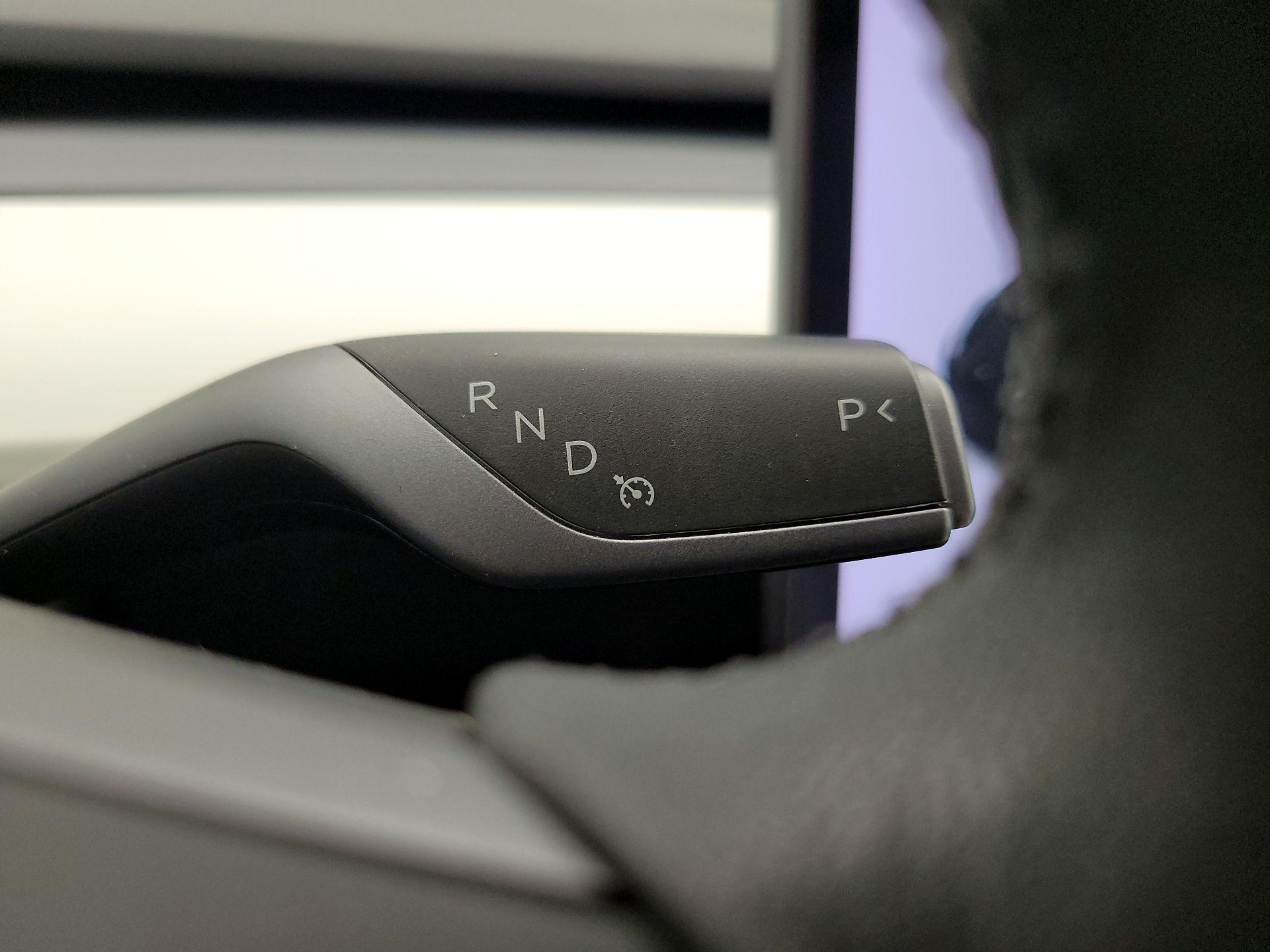 Thumbnail: 2020 Tesla Model 3 - 17