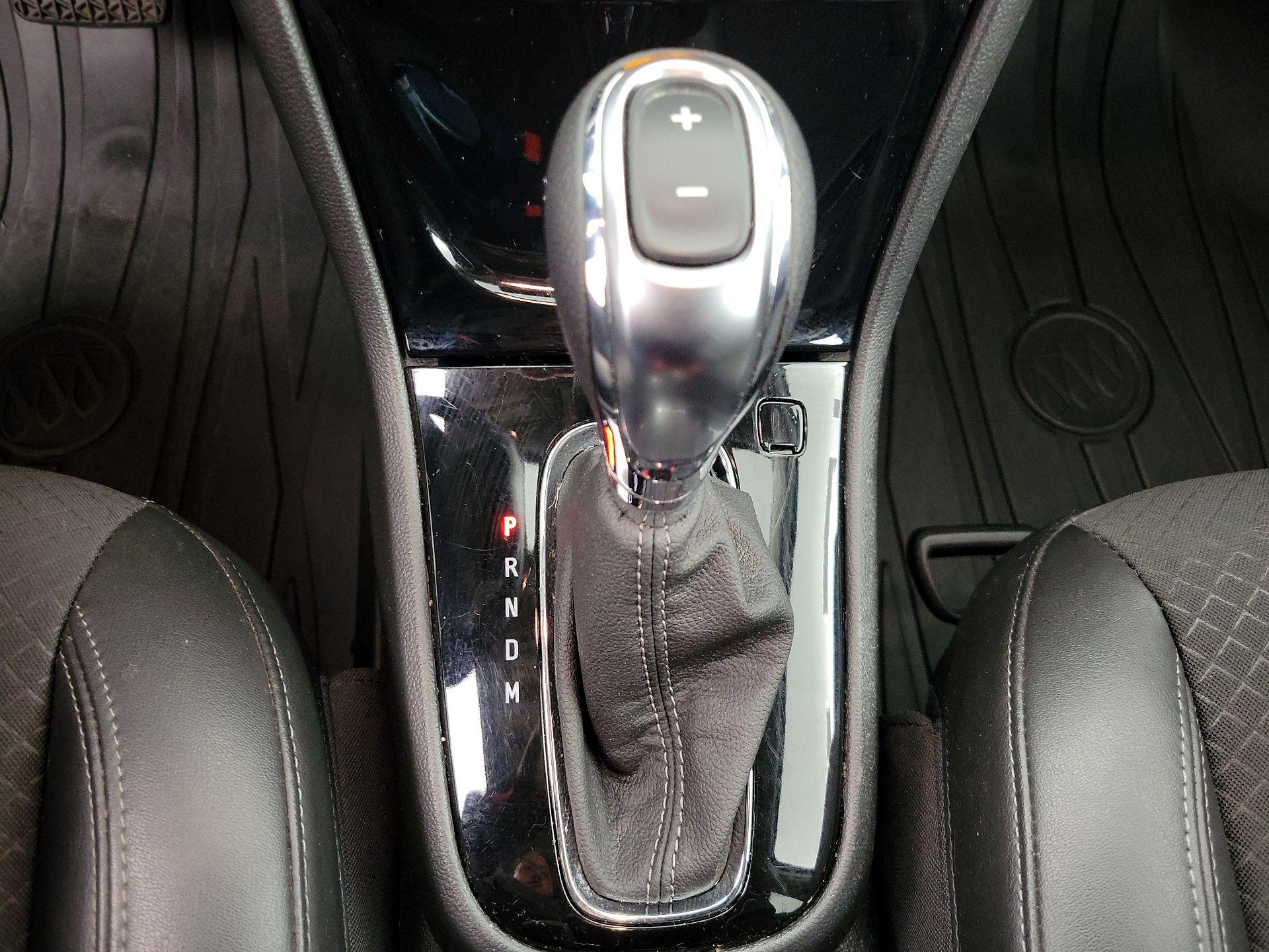 Thumbnail: 2018 Buick Encore - 17