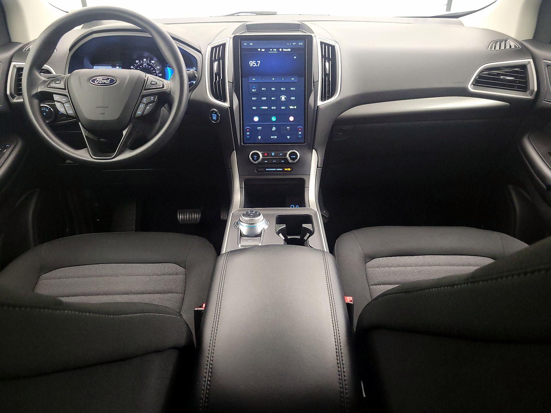 Thumbnail: 2022 Ford Edge - 9