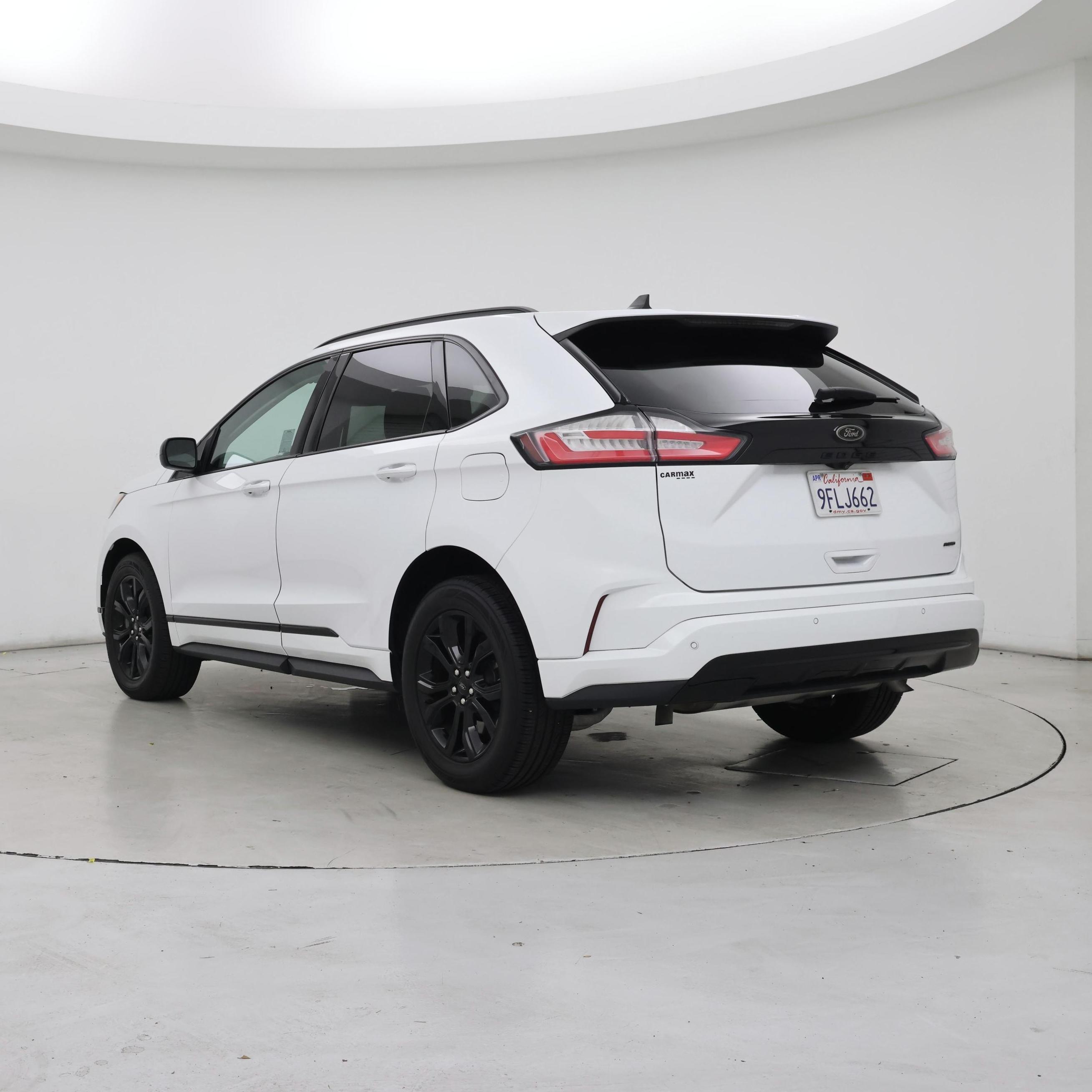 Thumbnail: 2022 Ford Edge - 2