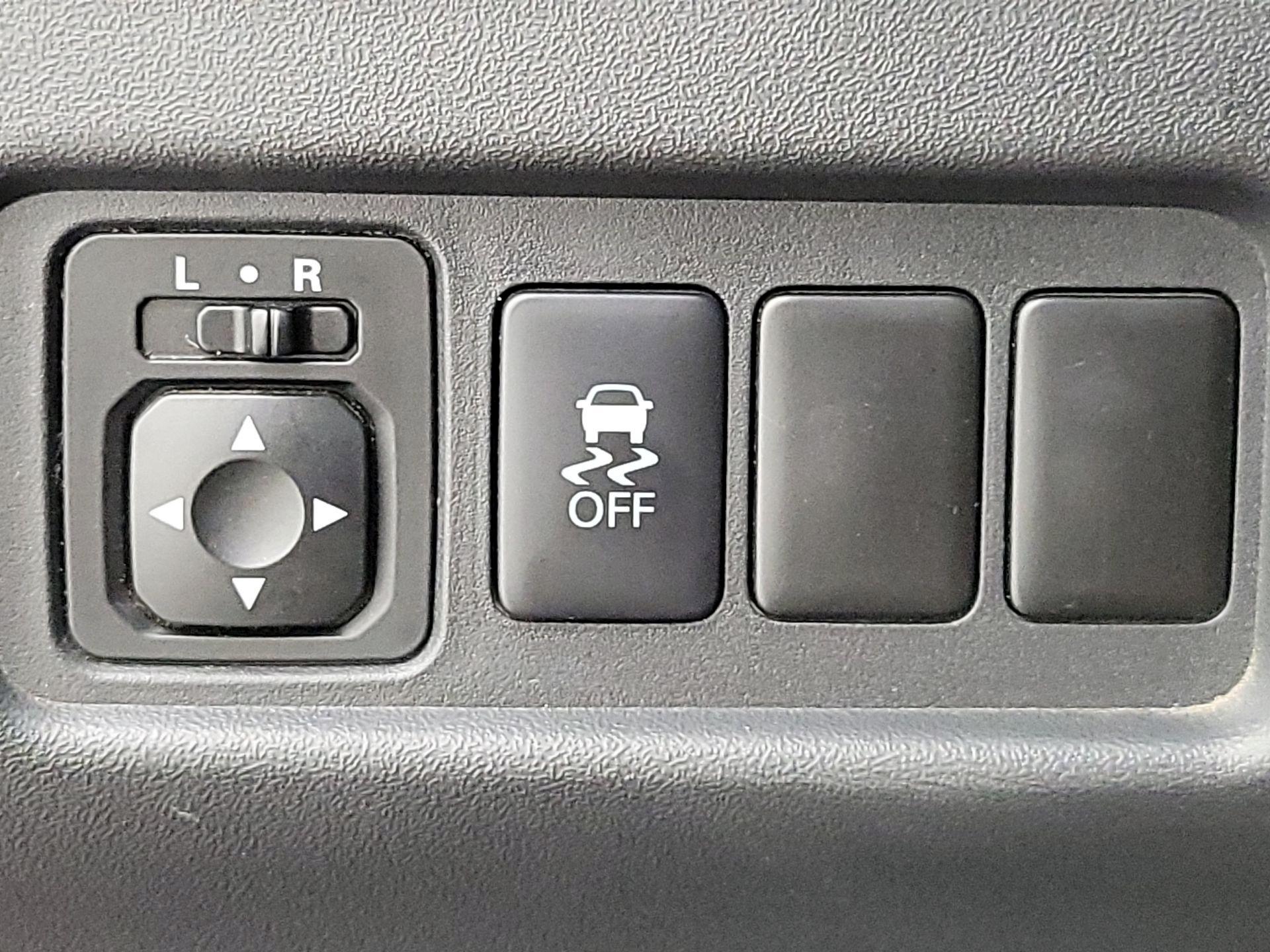 Thumbnail: 2018 Mitsubishi Mirage G4 - 13