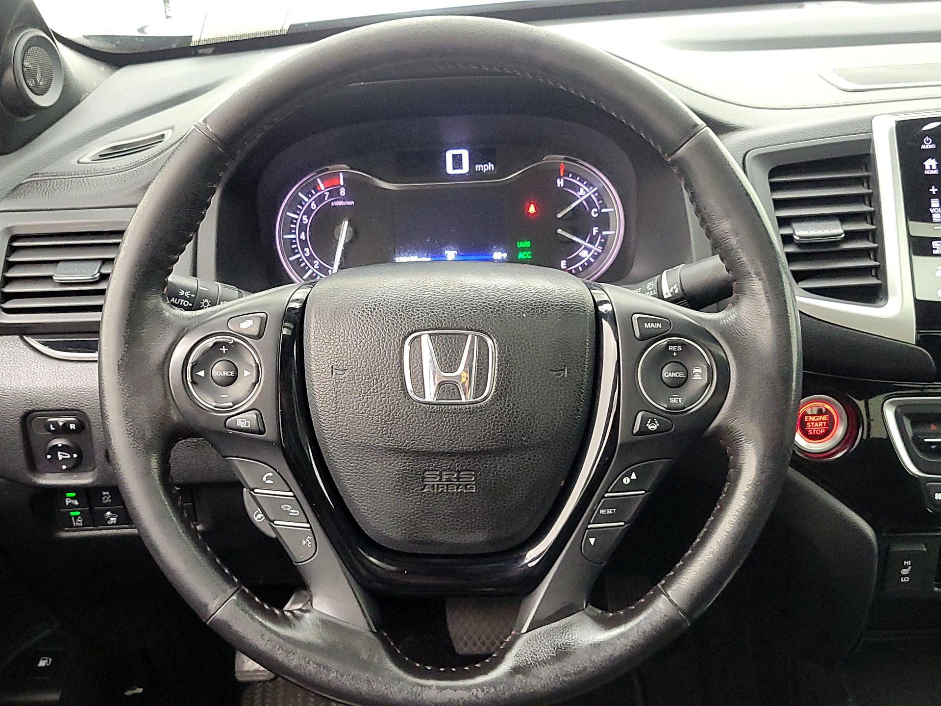 Thumbnail: 2017 Honda Ridgeline - 10