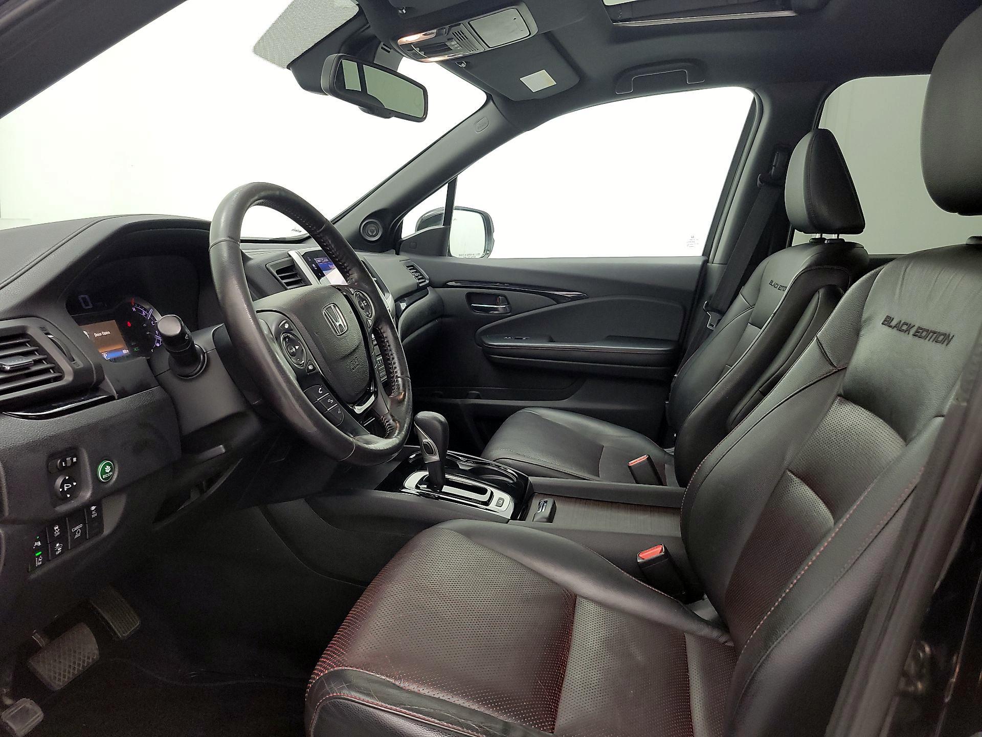 Thumbnail: 2017 Honda Ridgeline - 11