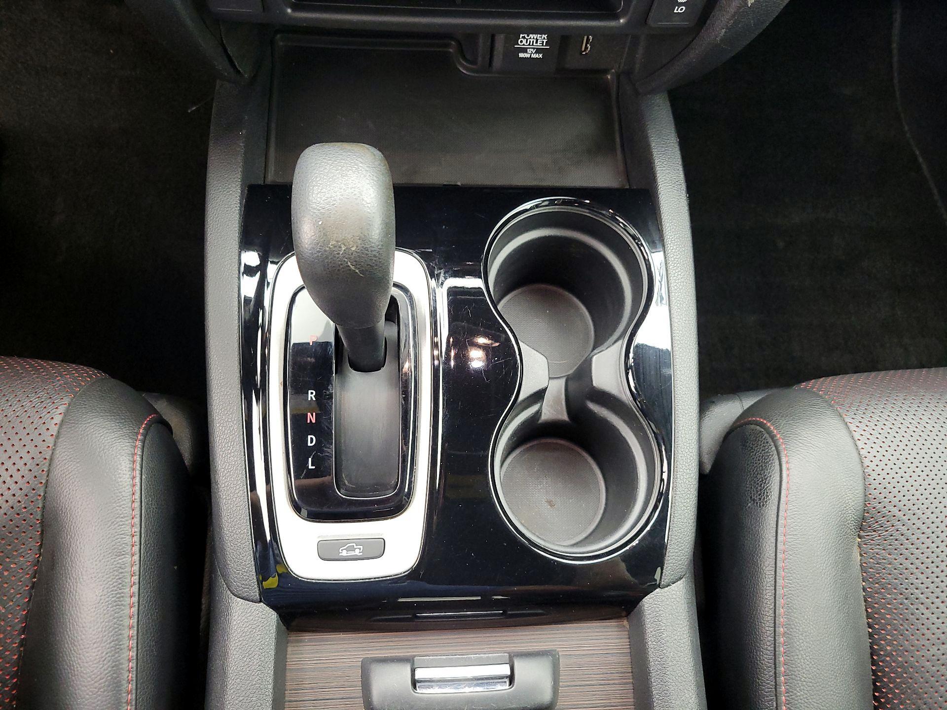 Thumbnail: 2017 Honda Ridgeline - 18