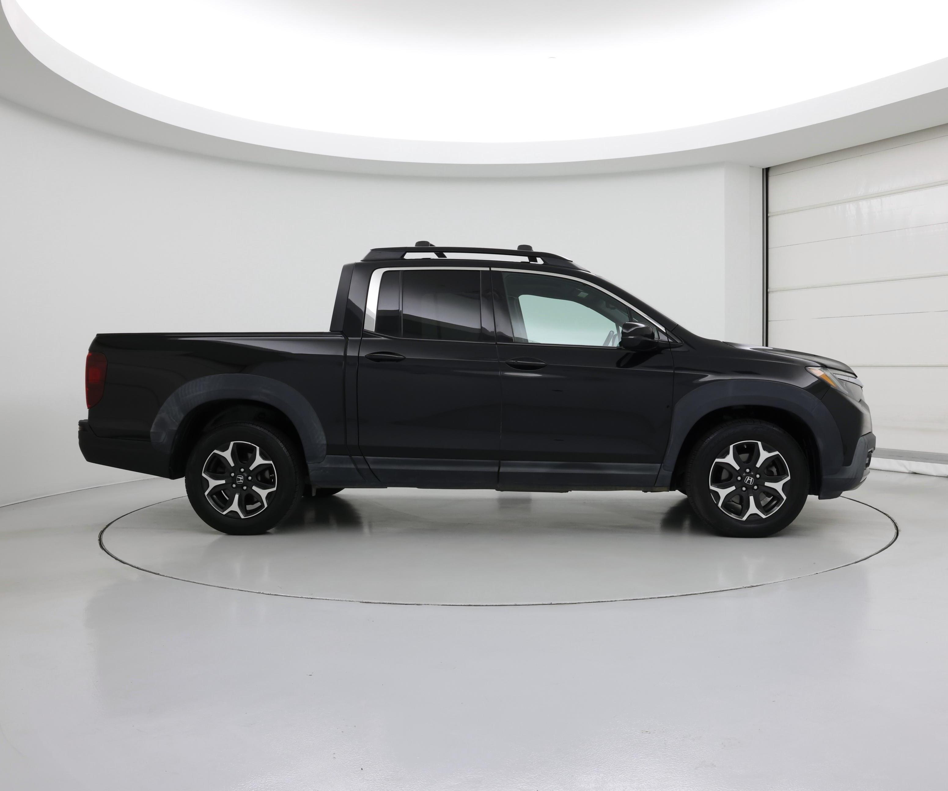 Thumbnail: 2017 Honda Ridgeline - 7