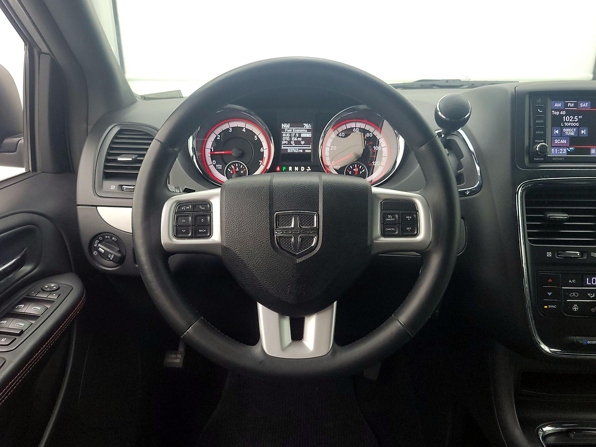 Thumbnail: 2017 Dodge Grand Caravan - 10