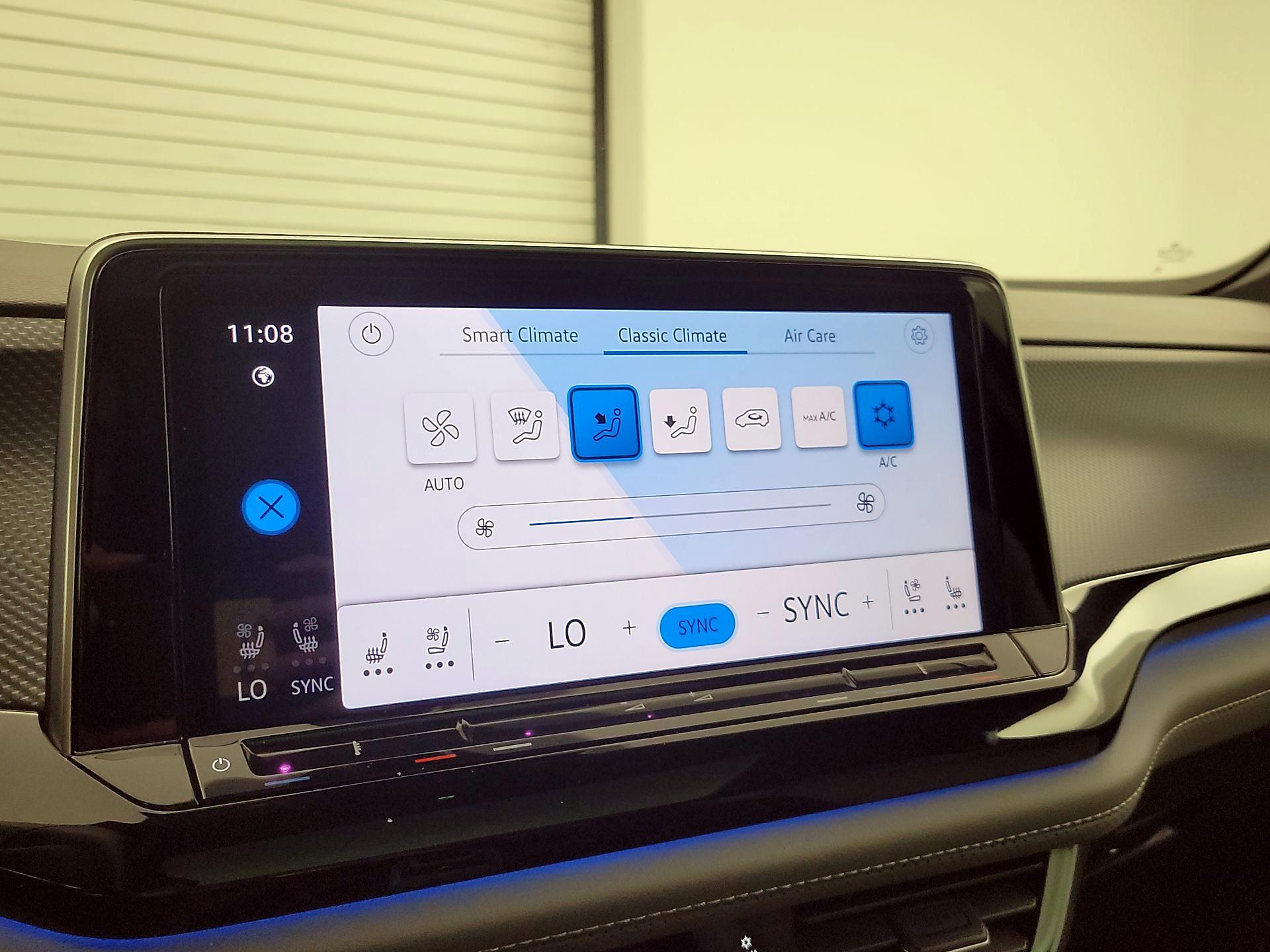 Thumbnail: 2024 Volkswagen Atlas - 17