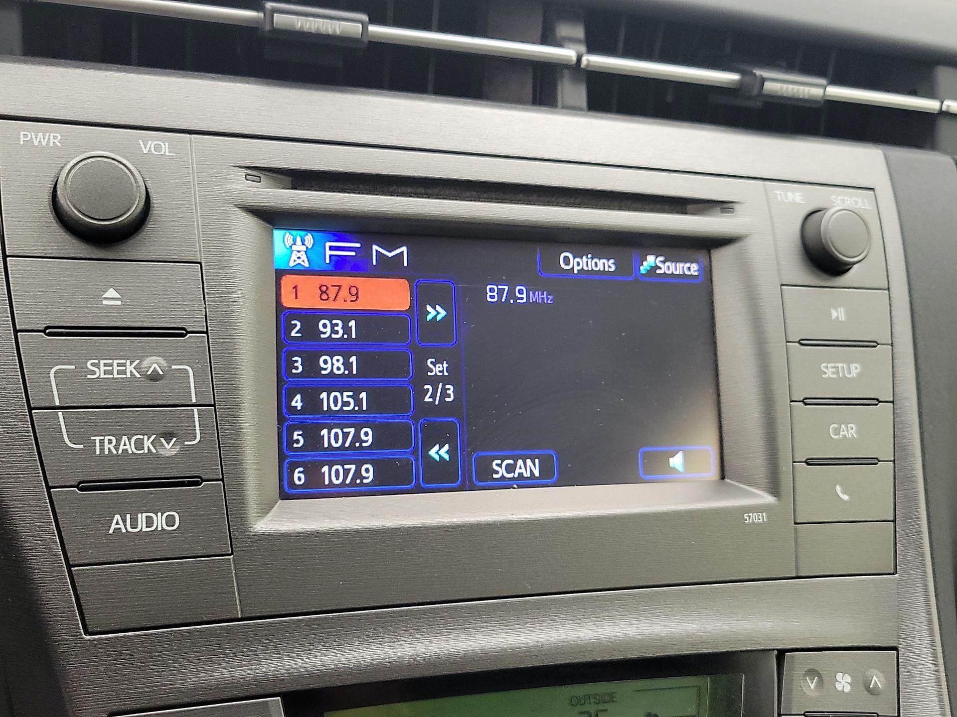 Thumbnail: 2014 Toyota Prius - 14