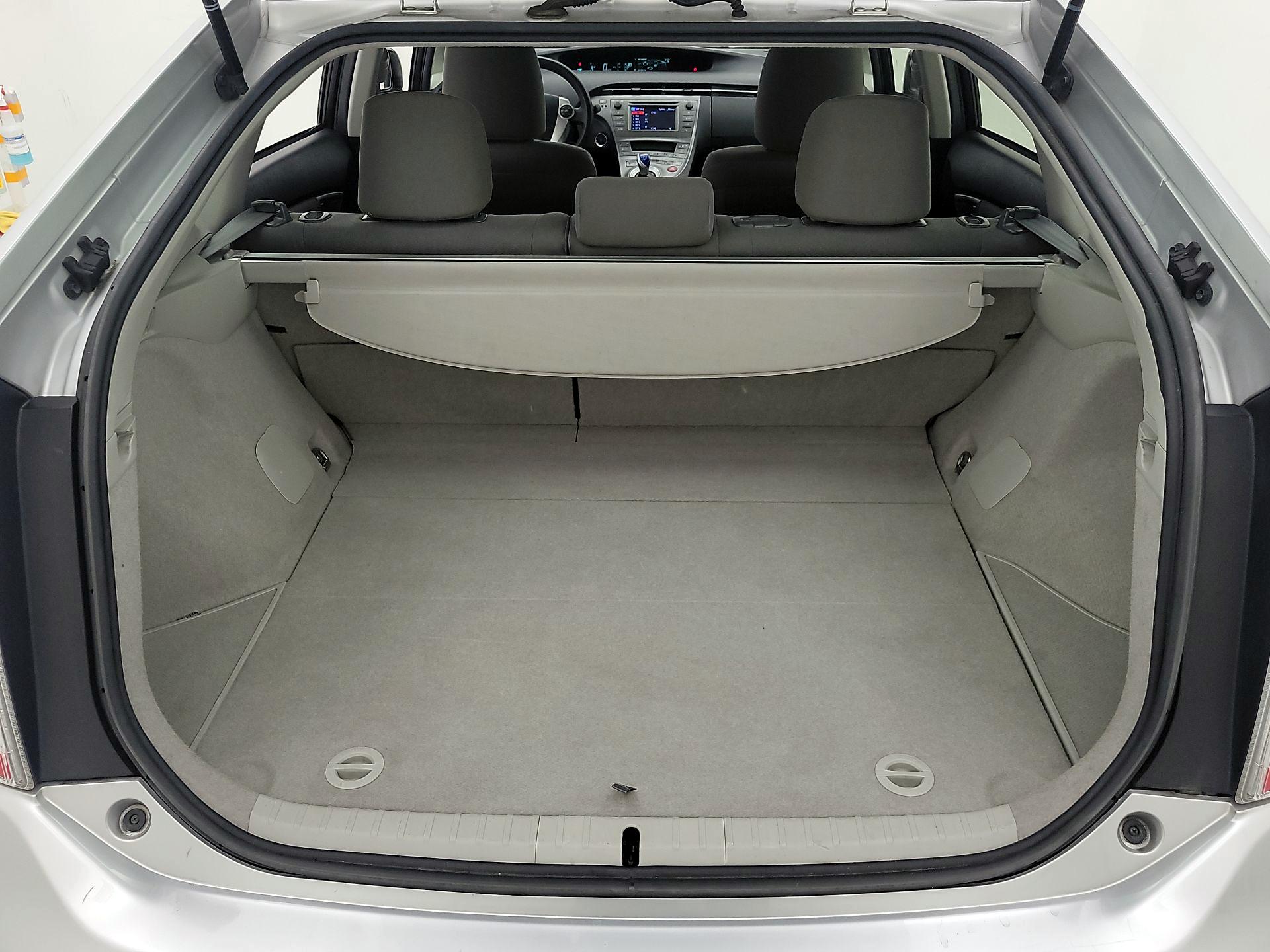 Thumbnail: 2014 Toyota Prius - 19