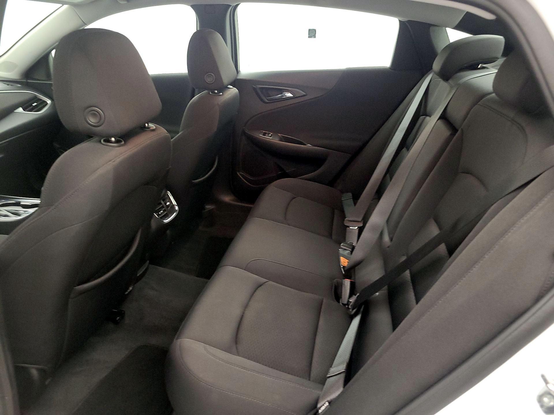 Thumbnail: 2022 Chevrolet Malibu - 19