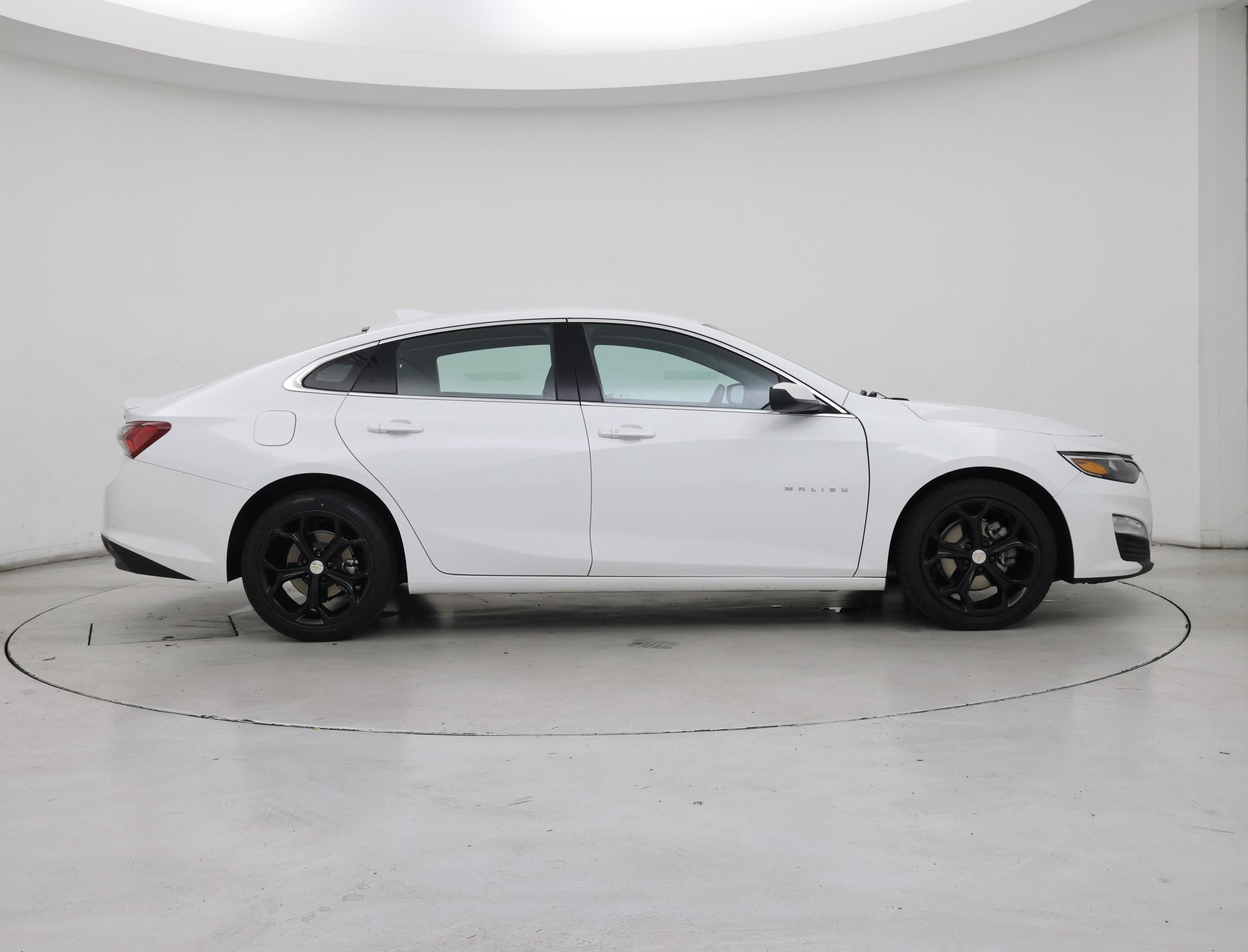 Thumbnail: 2022 Chevrolet Malibu - 7