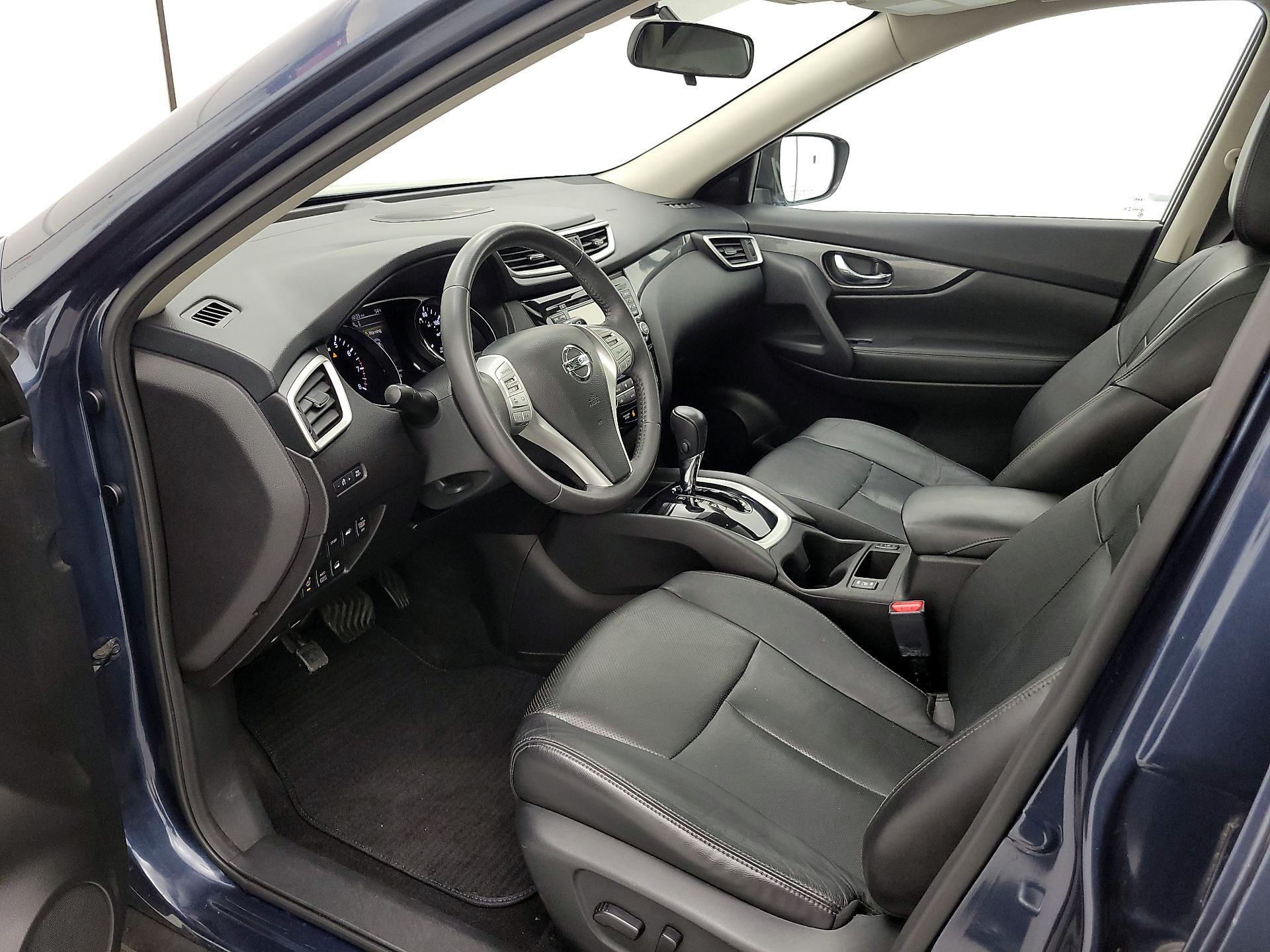 Thumbnail: 2015 Nissan Rogue - 11