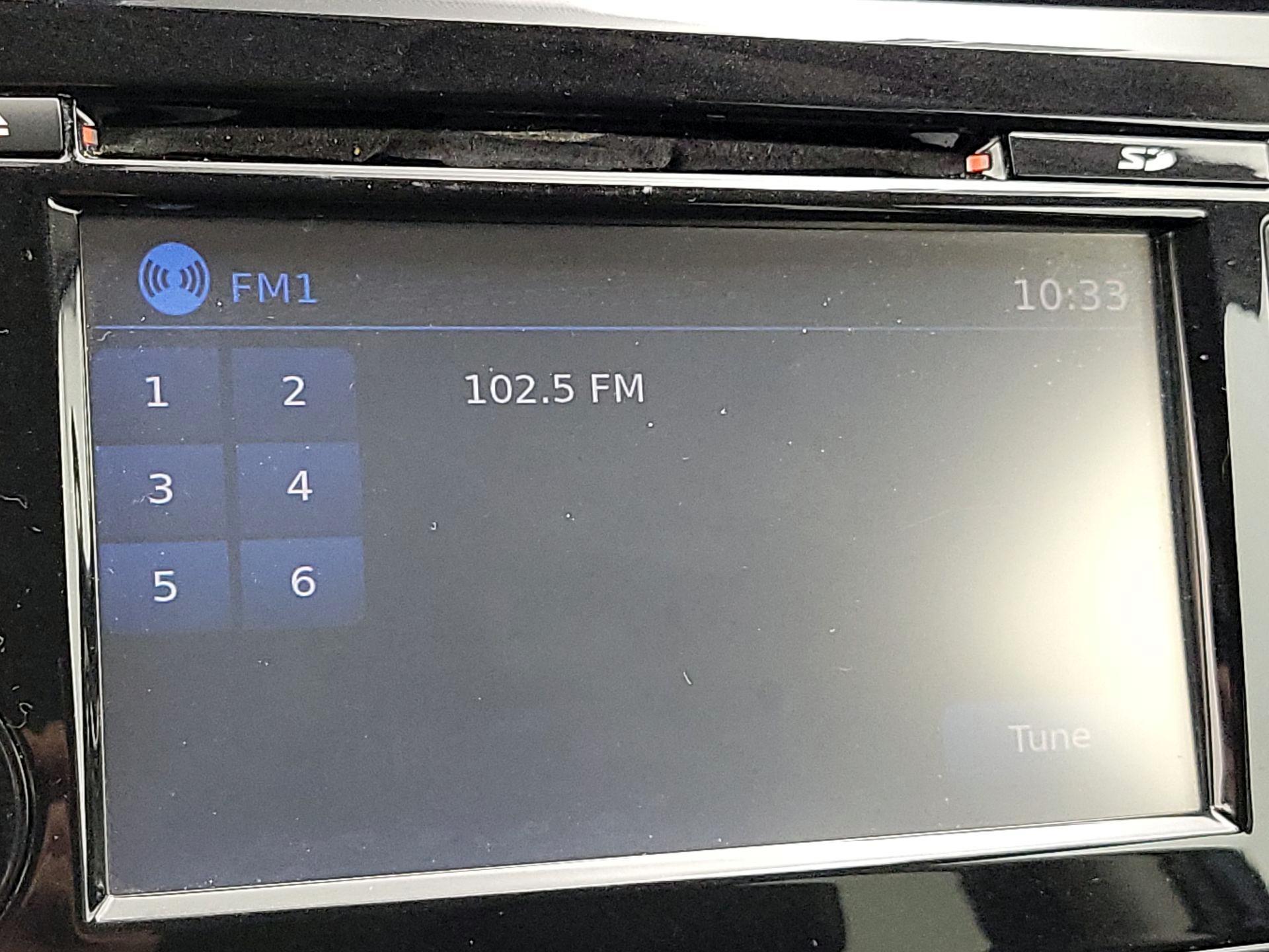 Thumbnail: 2015 Nissan Rogue - 16