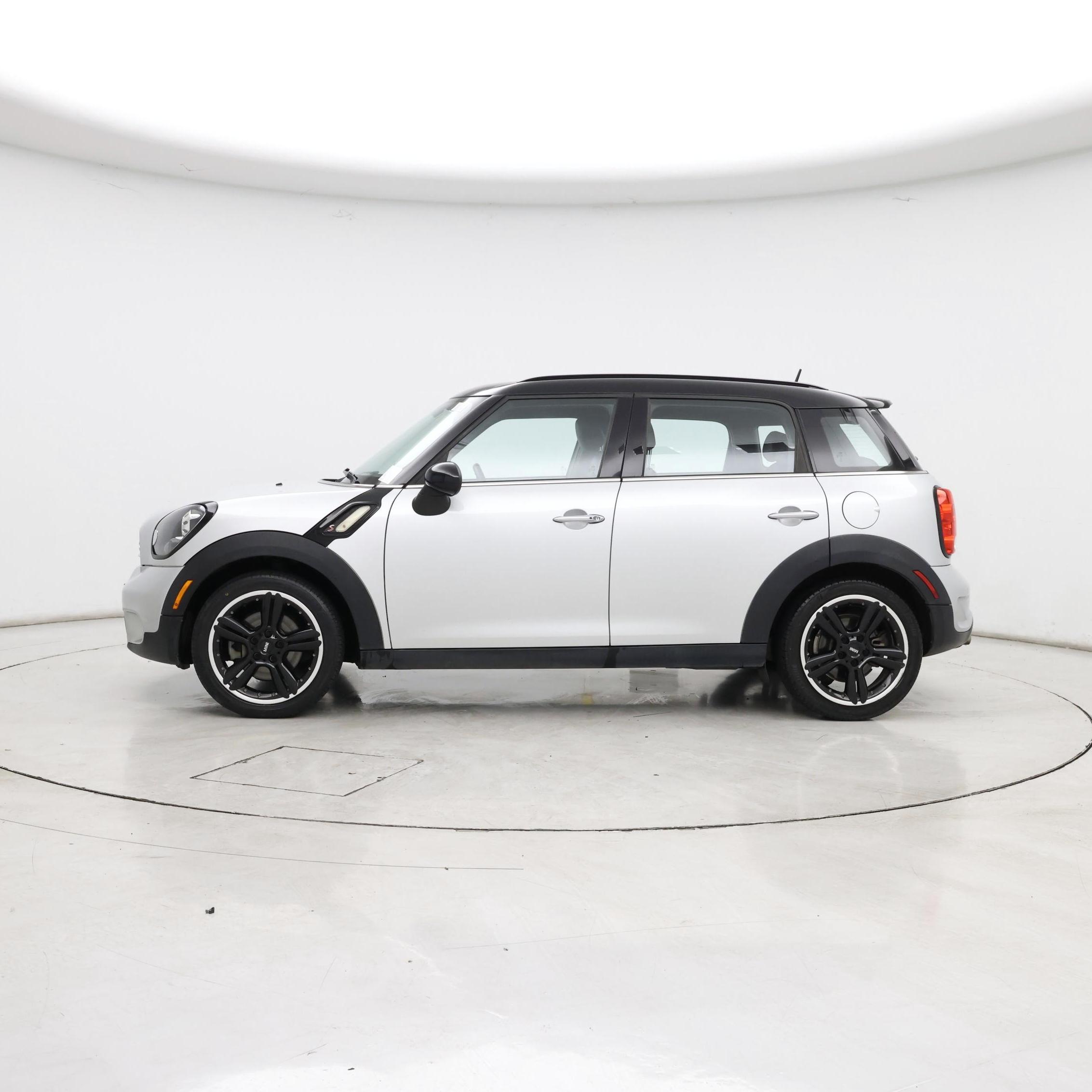 Thumbnail: 2015 MINI Cooper Countryman - 3