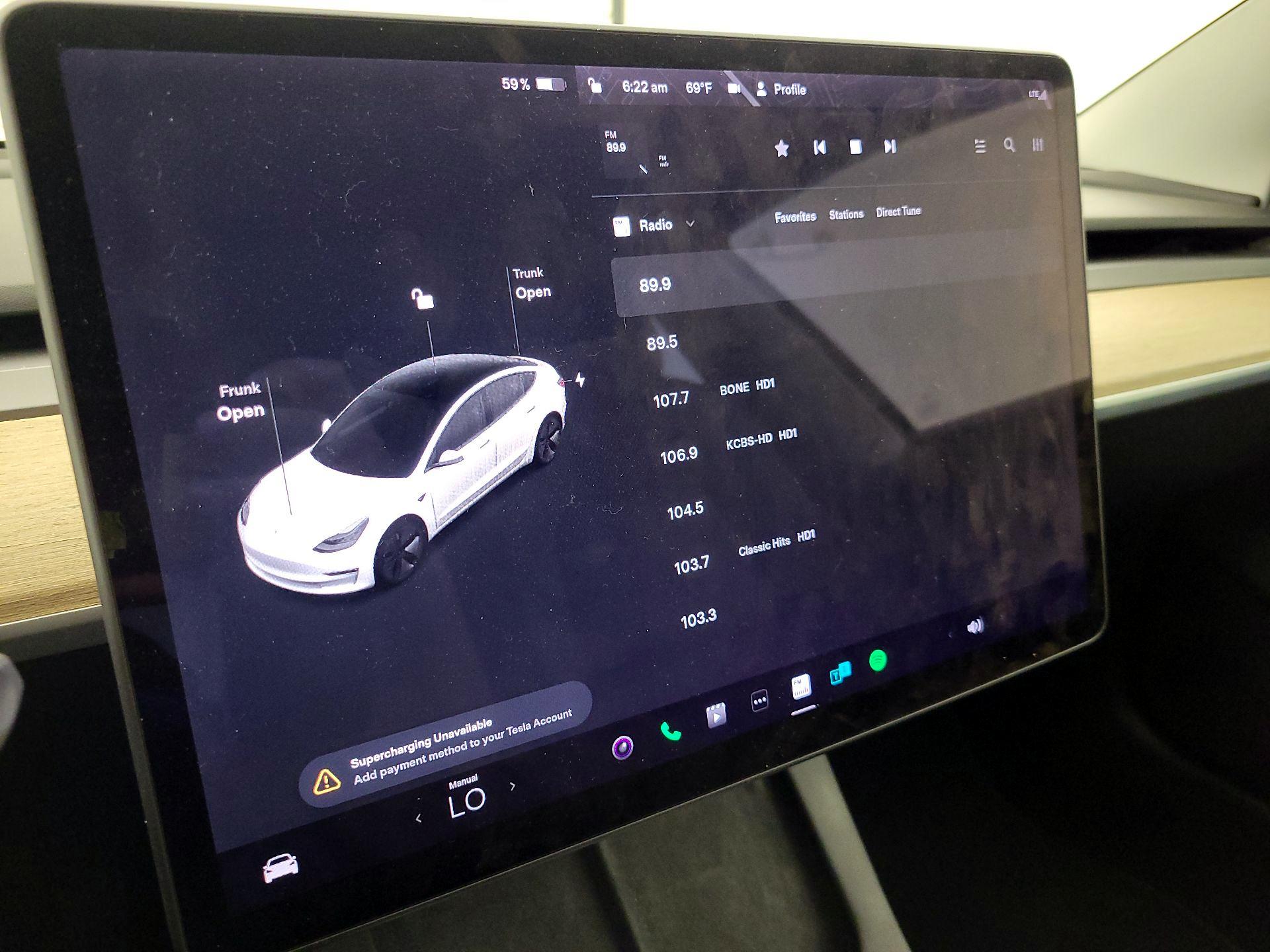 Thumbnail: 2021 Tesla Model 3 - 15