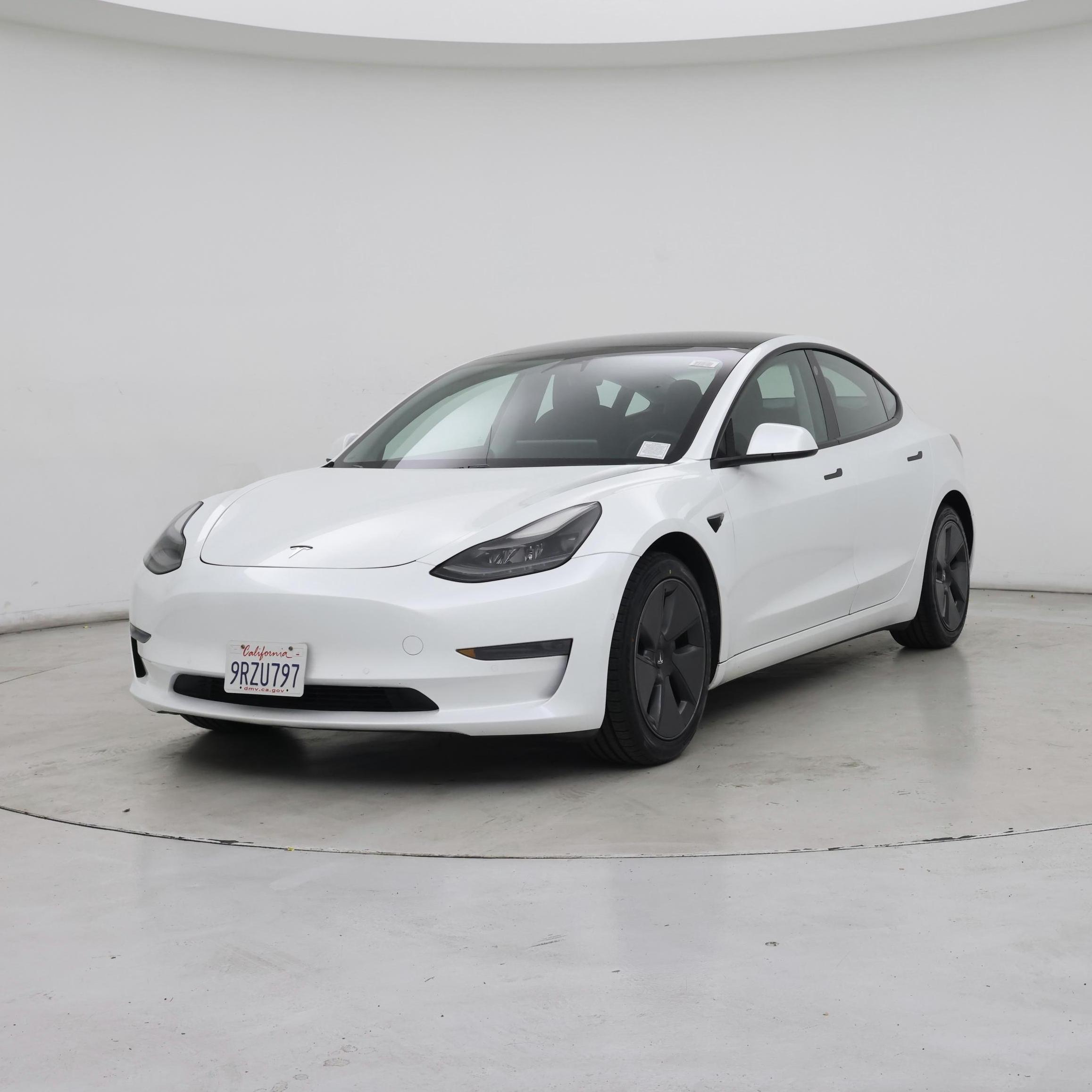 Thumbnail: 2021 Tesla Model 3 - 4