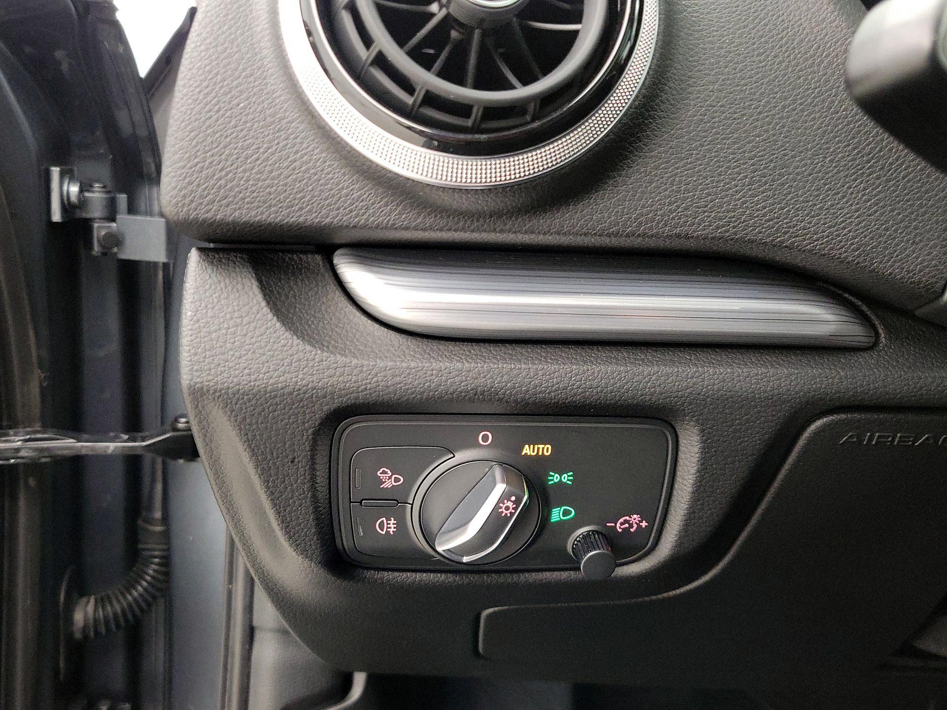 Thumbnail: 2016 Audi A3 - 13