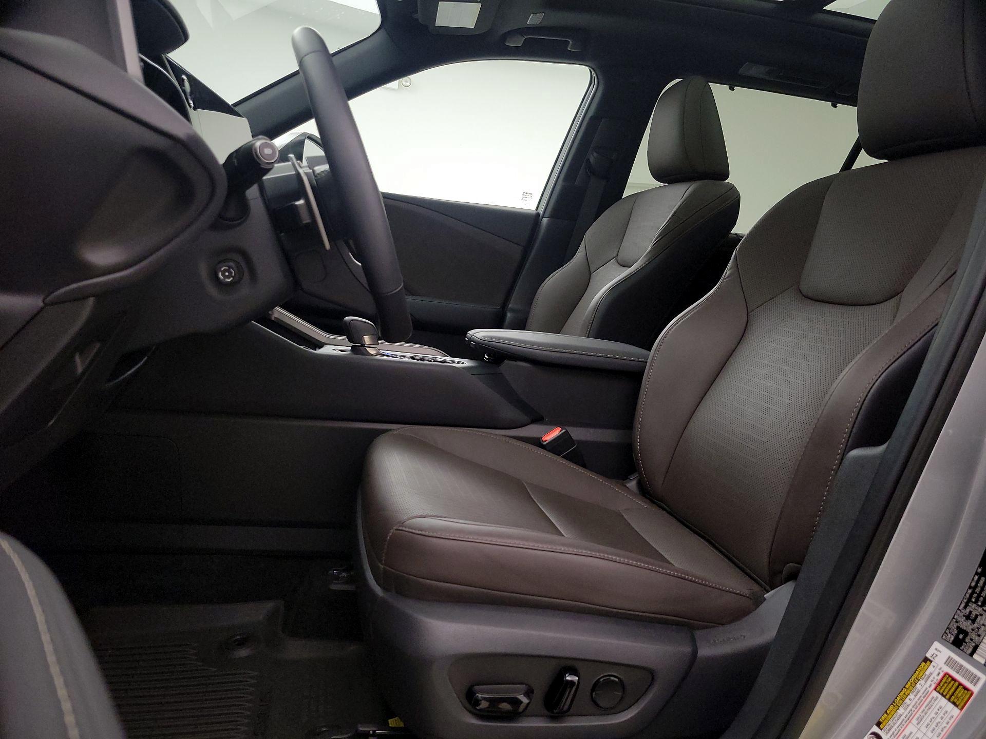 Thumbnail: 2025 Lexus TX - 11