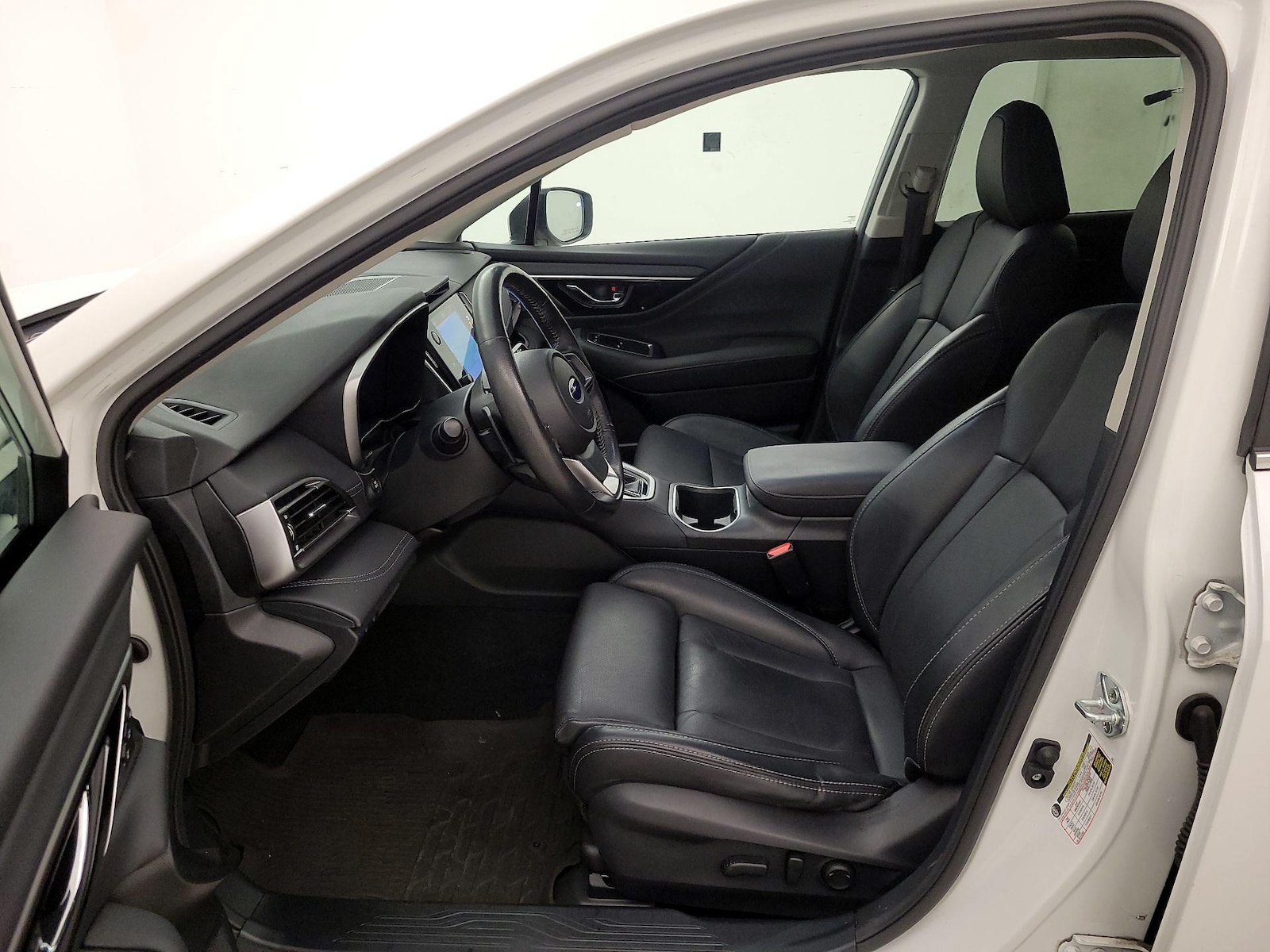 2022 Subaru Outback Limited - Photo 12