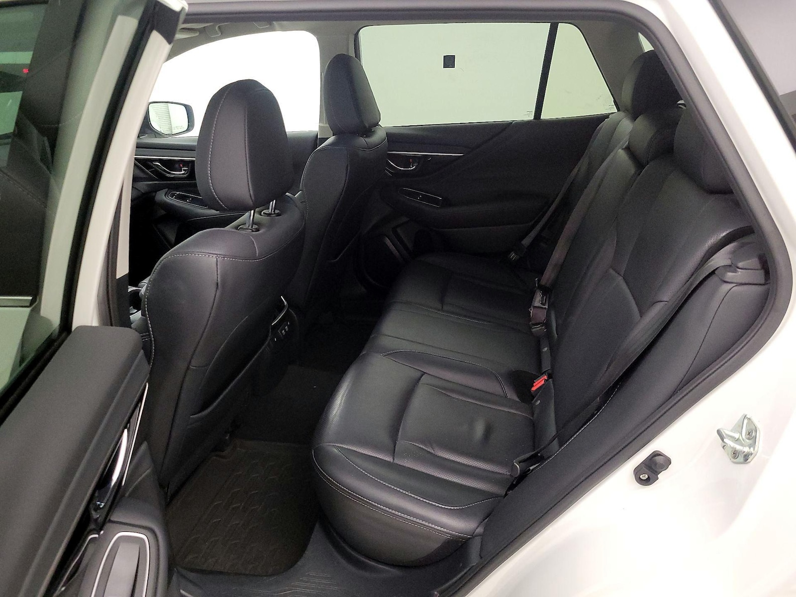 2022 Subaru Outback Limited - Photo 21