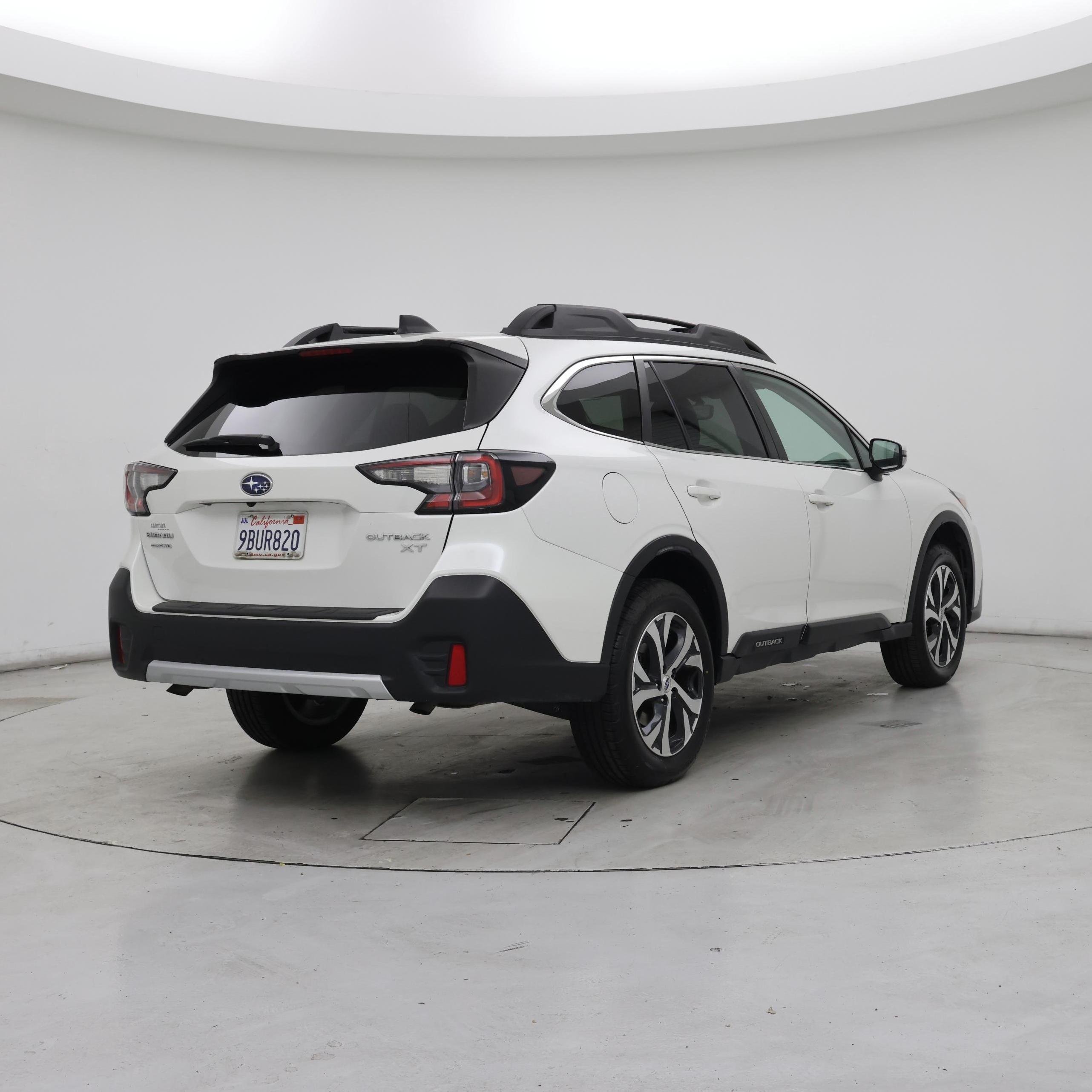 Thumbnail: 2022 Subaru Outback - 8